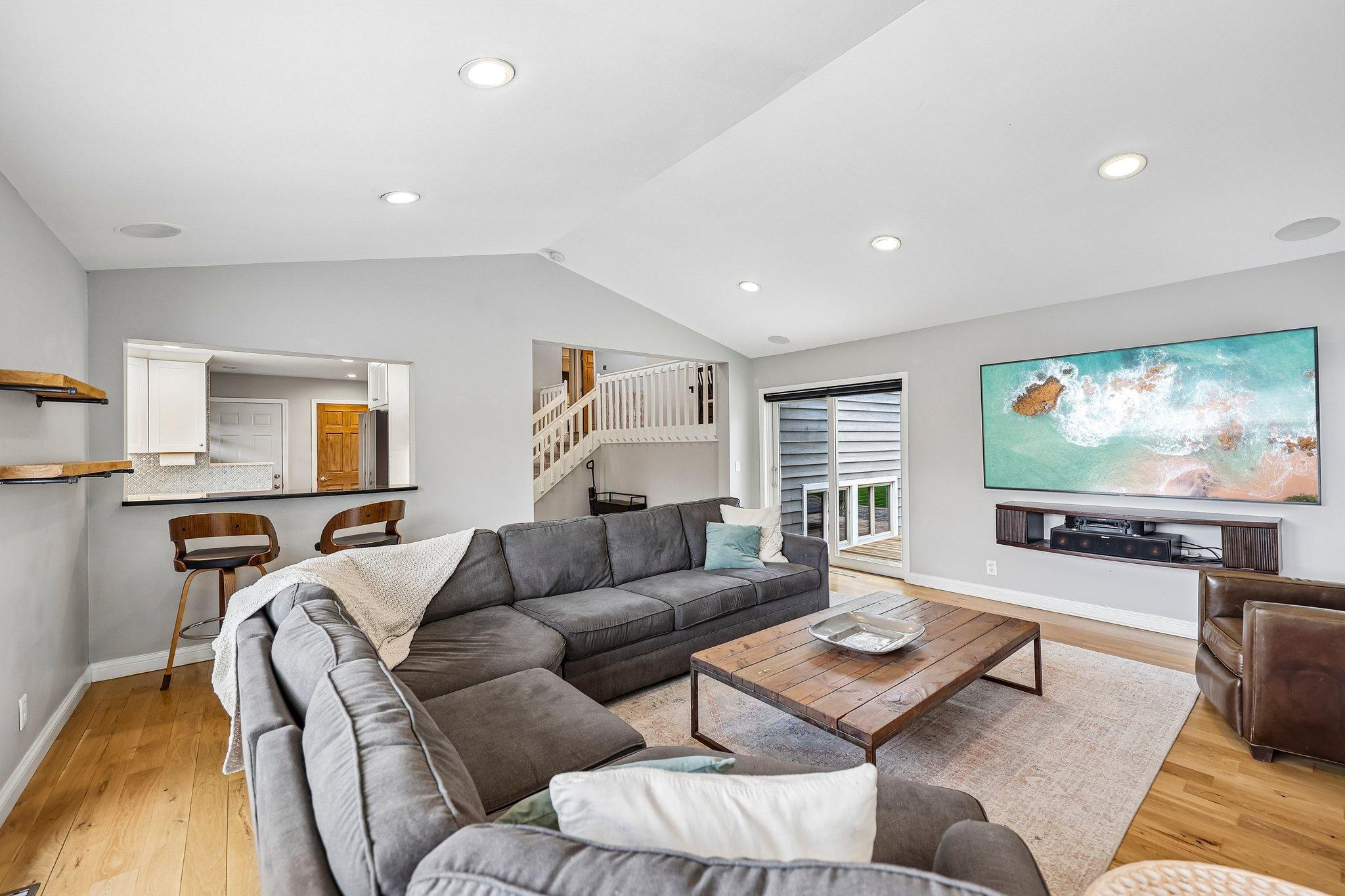 View of Residential at 18064 84th Avenue, Maple Grove MN 55311, Maple Grove (9 of 23) - Mike Wilen | Minnesota Team Real Estate