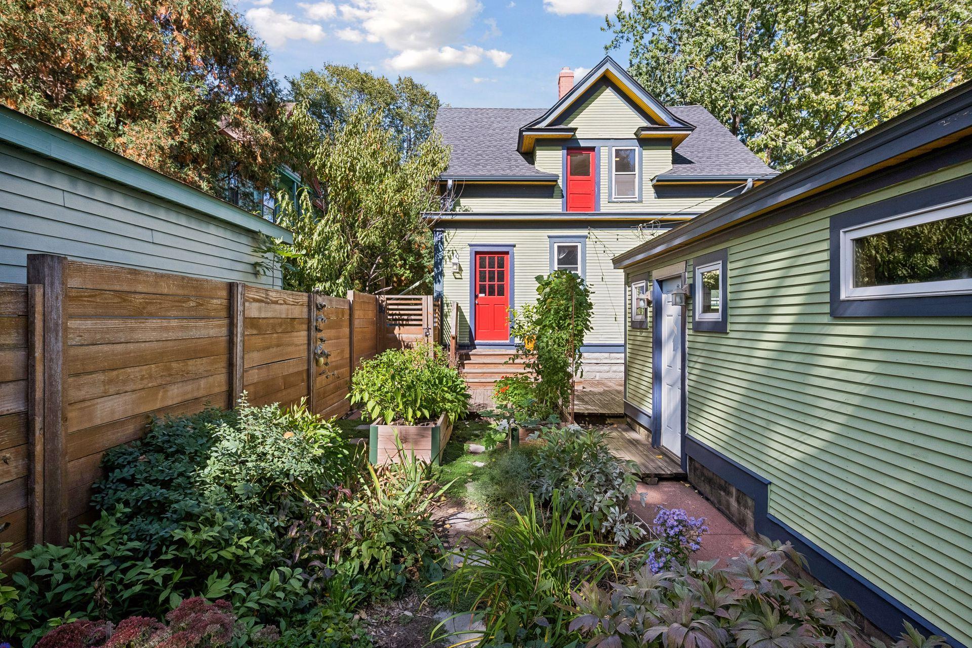 View of Residential at 2121 22nd Street, Minneapolis MN 55404, Minneapolis (59 of 63) - Mike Wilen | Minnesota Team Real Estate