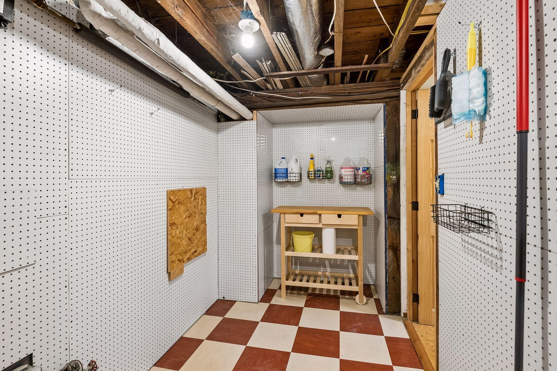 View of Residential at 2121 22nd Street, Minneapolis MN 55404, Minneapolis (51 of 63) - Mike Wilen | Minnesota Team Real Estate