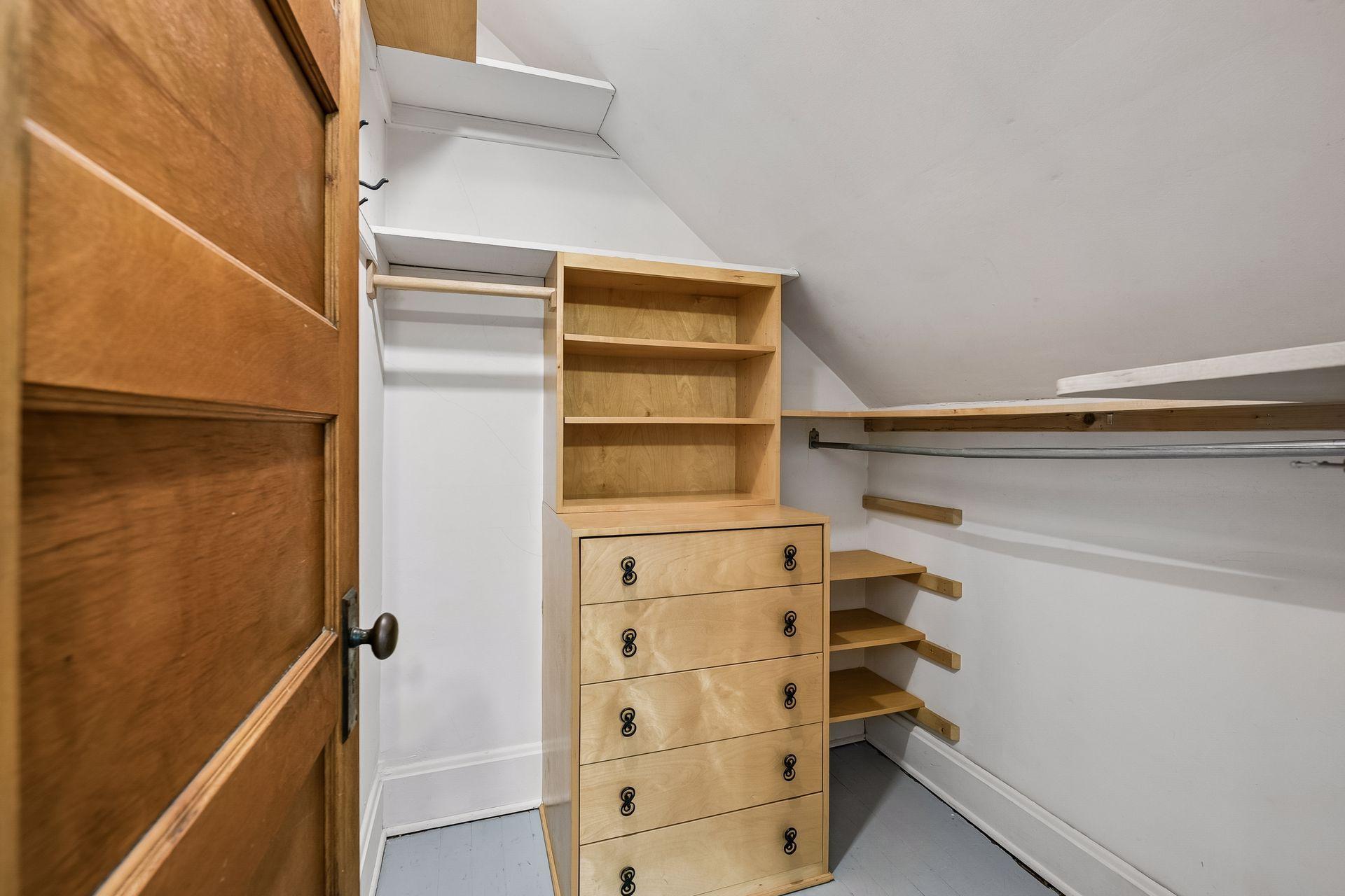 View of Residential at 2121 22nd Street, Minneapolis MN 55404, Minneapolis (42 of 63) - Mike Wilen | Minnesota Team Real Estate