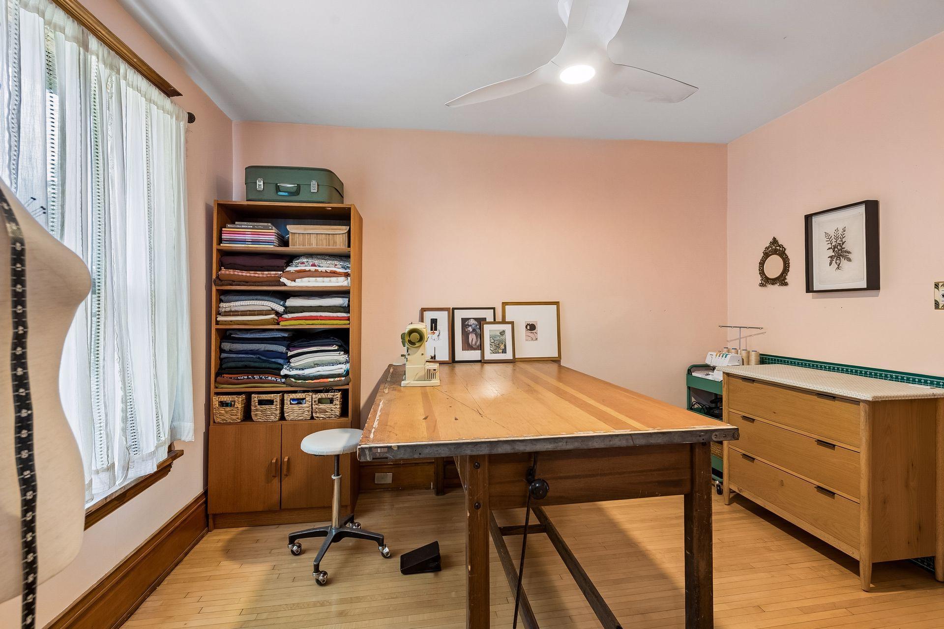 View of Residential at 2121 22nd Street, Minneapolis MN 55404, Minneapolis (37 of 63) - Mike Wilen | Minnesota Team Real Estate