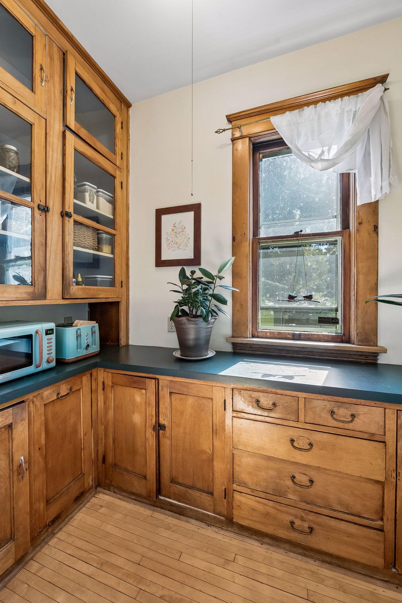 View of Residential at 2121 22nd Street, Minneapolis MN 55404, Minneapolis (25 of 63) - Mike Wilen | Minnesota Team Real Estate