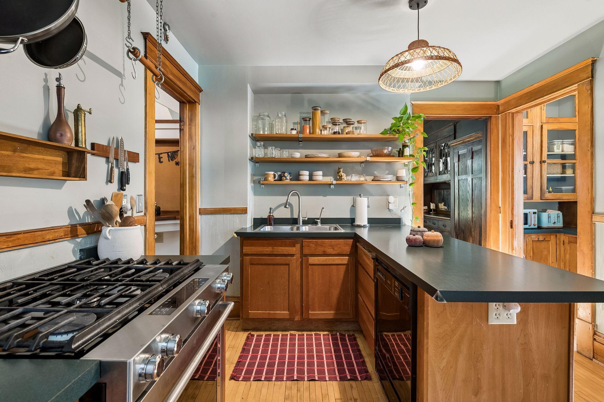 View of Residential at 2121 22nd Street, Minneapolis MN 55404, Minneapolis (22 of 63) - Mike Wilen | Minnesota Team Real Estate