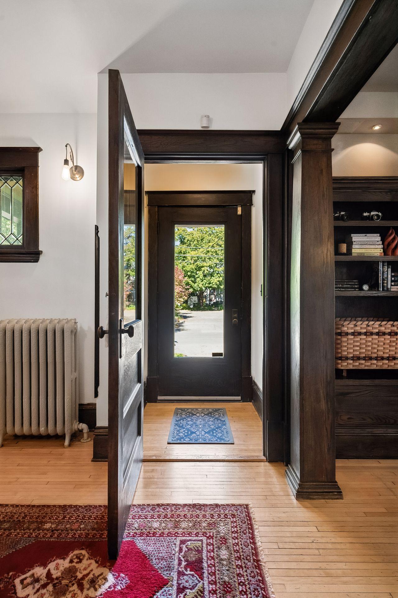 View of Residential at 2121 22nd Street, Minneapolis MN 55404, Minneapolis (8 of 63) - Mike Wilen | Minnesota Team Real Estate