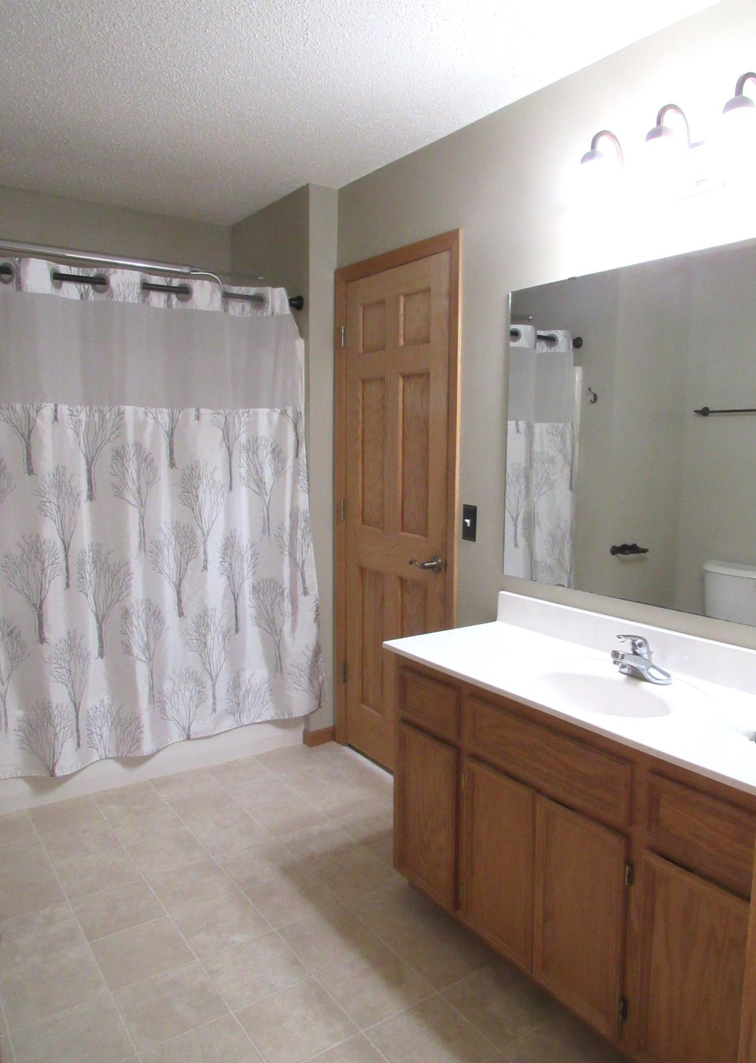 View of Residential at 7059 Sussex Lane, Shakopee MN 55379, Shakopee (27 of 51) - Mike Wilen | Minnesota Team Real Estate