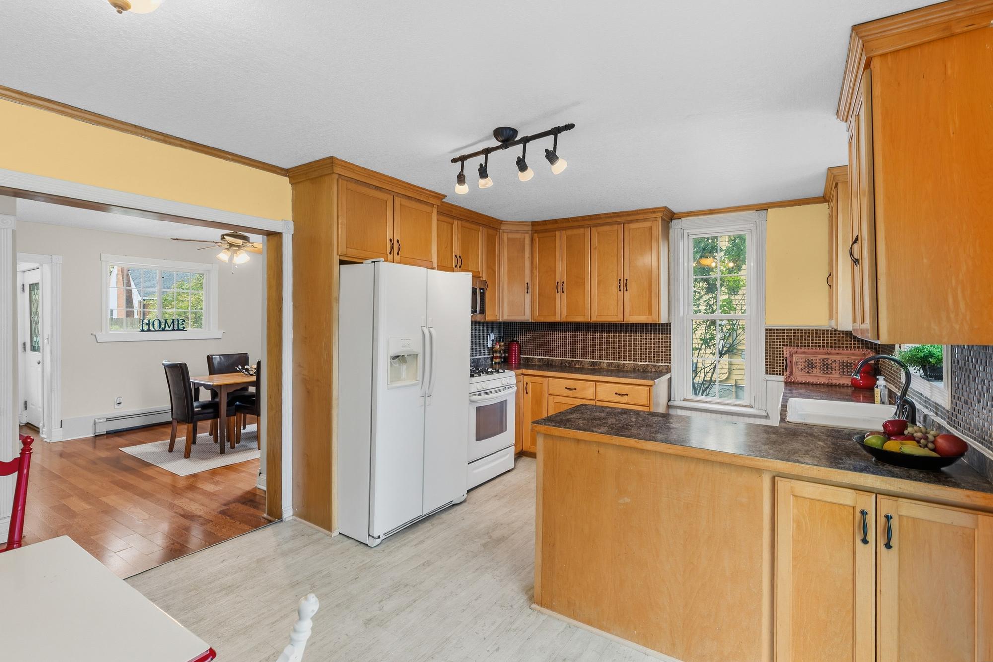 View of Residential at 2697 8th Avenue, North Saint Paul MN 55109, North Saint Paul (3 of 30) - Mike Wilen | Minnesota Team Real Estate
