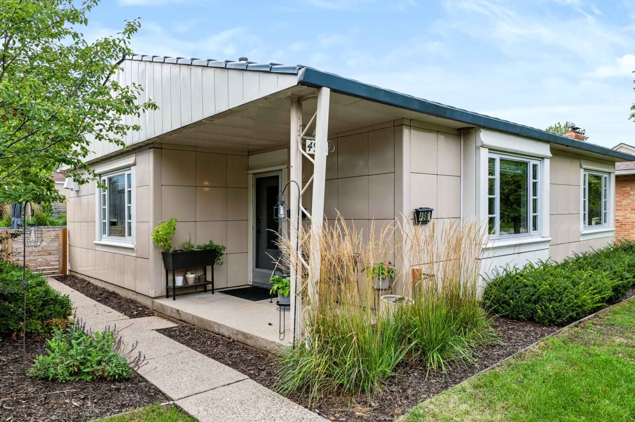 View of Residential at 4916 Cedar Avenue, Minneapolis MN 55417, Minneapolis (51 of 54) - Mike Wilen | Minnesota Team Real Estate