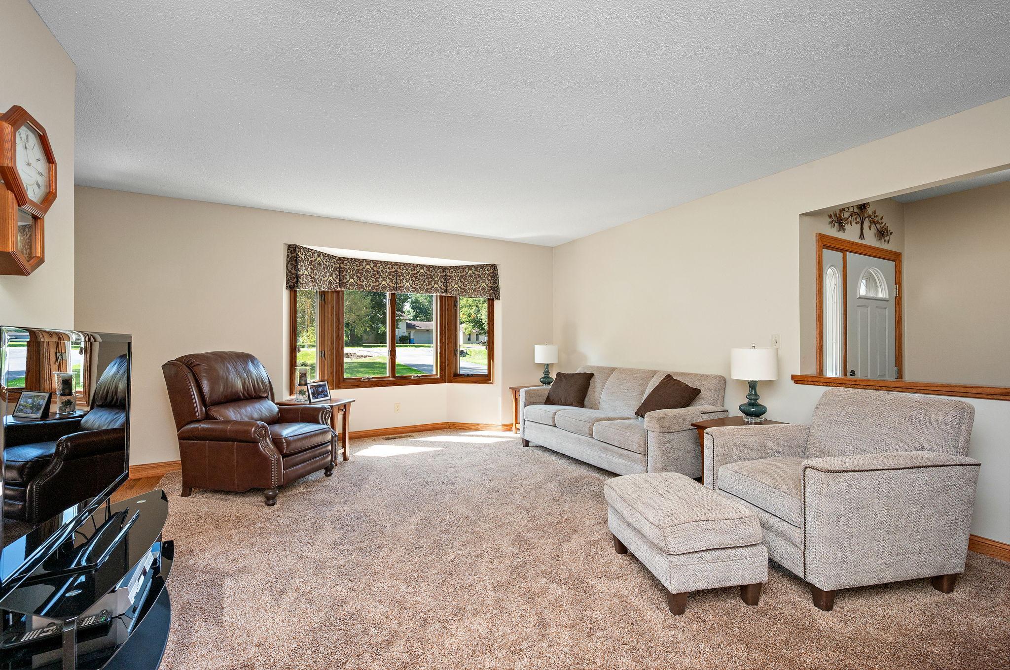 View of Residential at 11126 26th Street, Saint Michael MN 55376, Saint Michael (11 of 33) - Mike Wilen | Minnesota Team Real Estate