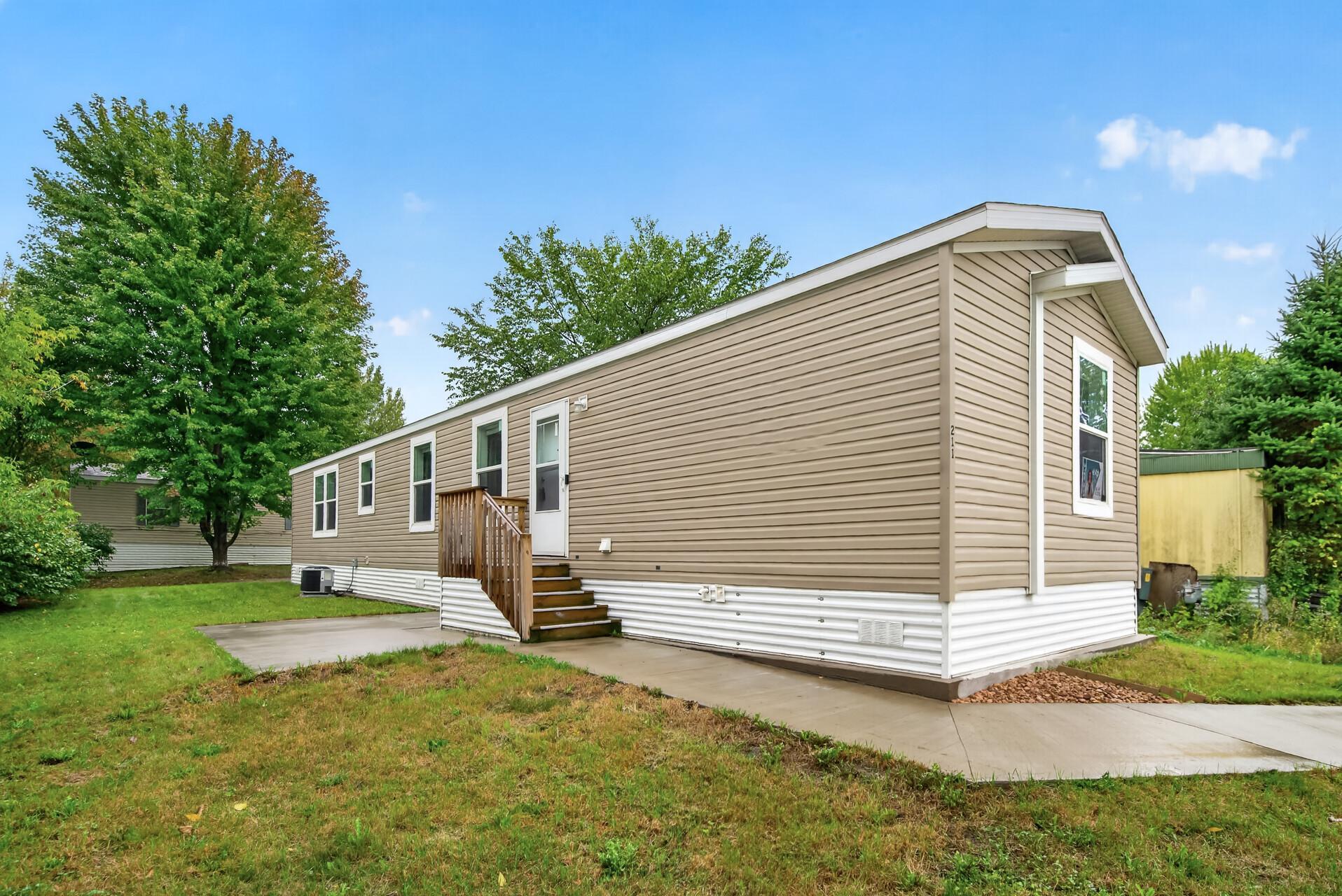 View of Single Family at 14750 Burnsville Parkway, Burnsville - Mike Wilen | Minnesota Team Real Estate