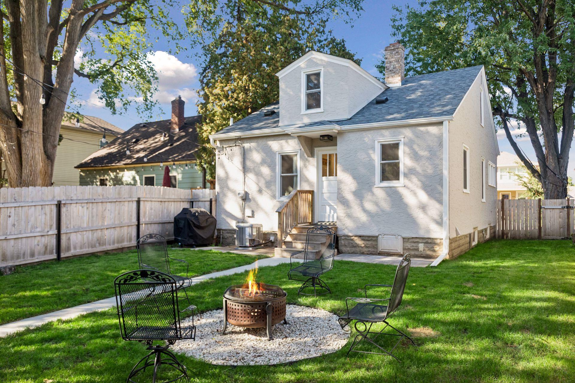 View of Residential at 1318 Eleanor Avenue, Saint Paul MN 55116, Saint Paul (28 of 45) - Mike Wilen | Minnesota Team Real Estate