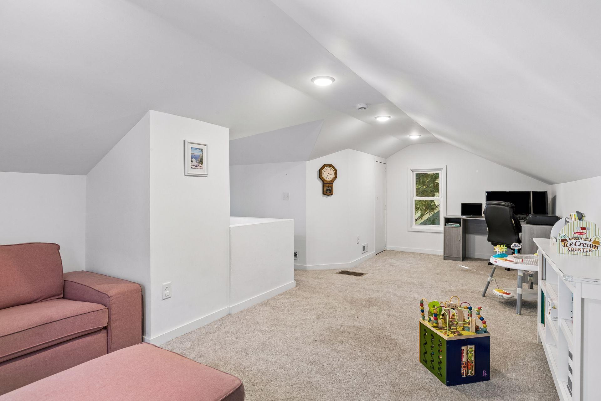 View of Residential at 1318 Eleanor Avenue, Saint Paul MN 55116, Saint Paul (20 of 45) - Mike Wilen | Minnesota Team Real Estate