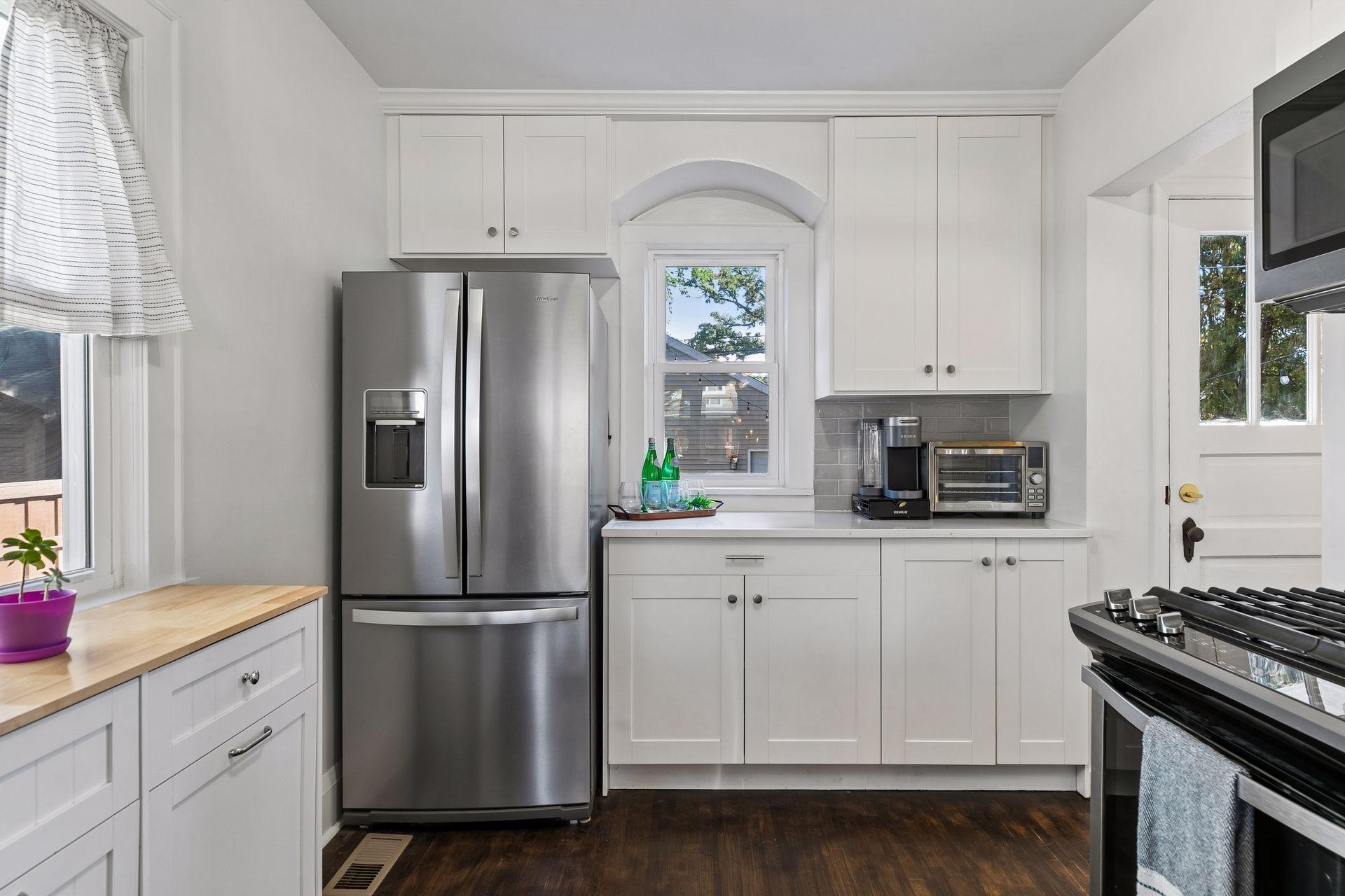 View of Residential at 1318 Eleanor Avenue, Saint Paul MN 55116, Saint Paul (12 of 45) - Mike Wilen | Minnesota Team Real Estate