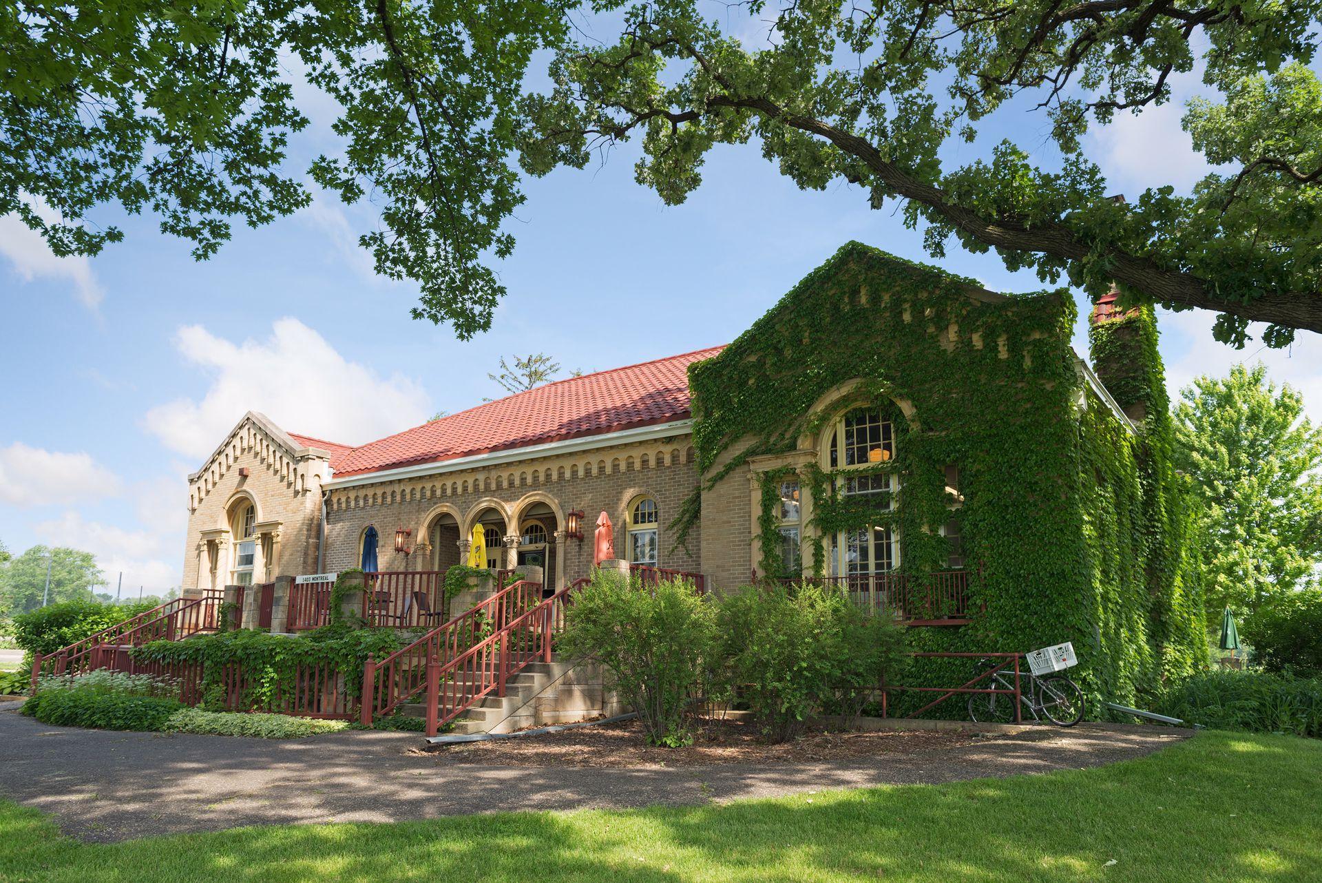 View of Residential at 1318 Eleanor Avenue, Saint Paul MN 55116, Saint Paul (35 of 45) - Mike Wilen | Minnesota Team Real Estate