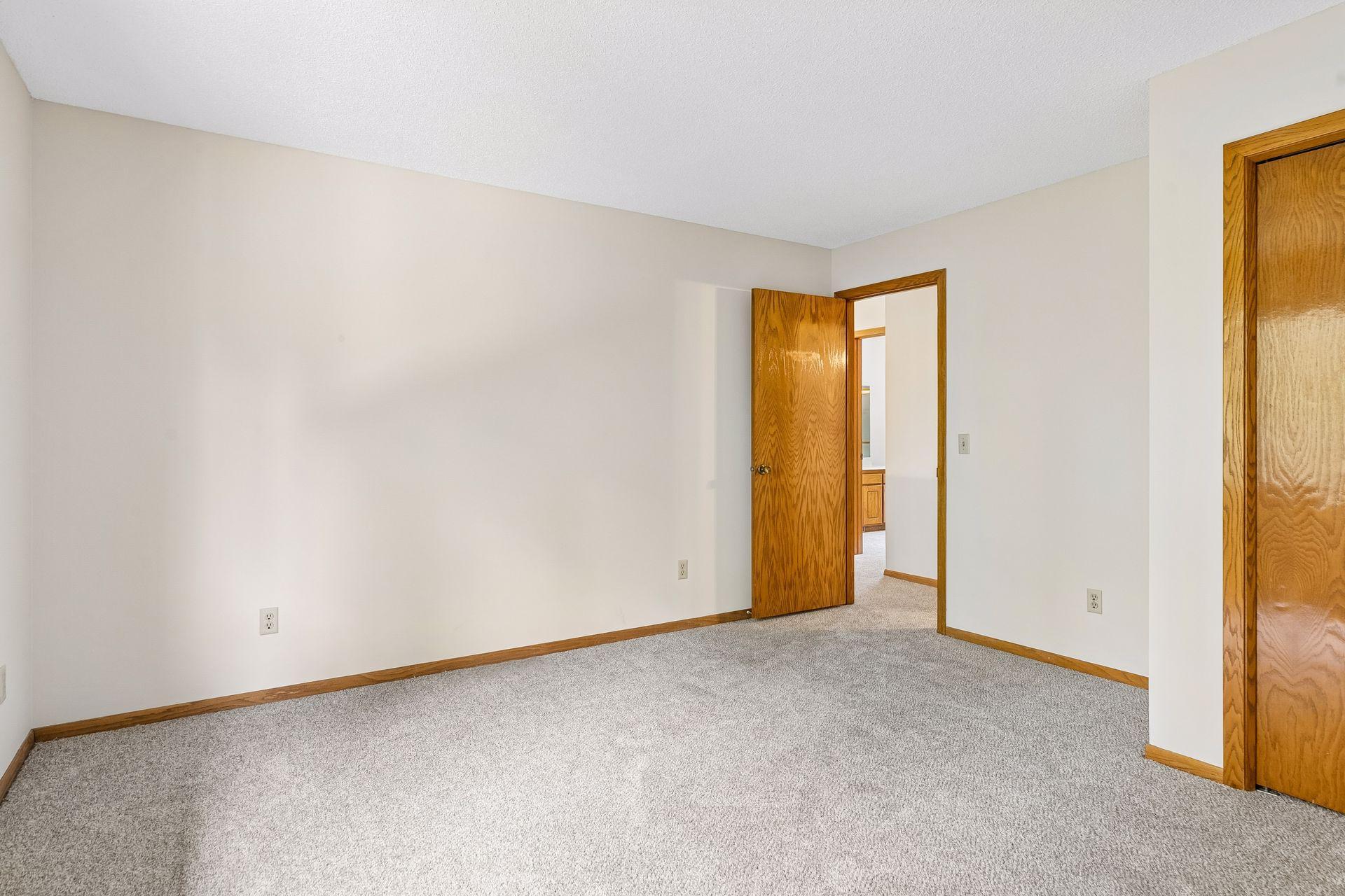View of Residential at 1432 Willow Creek Lane, Shoreview MN 55126, Shoreview (29 of 44) - Mike Wilen | Minnesota Team Real Estate