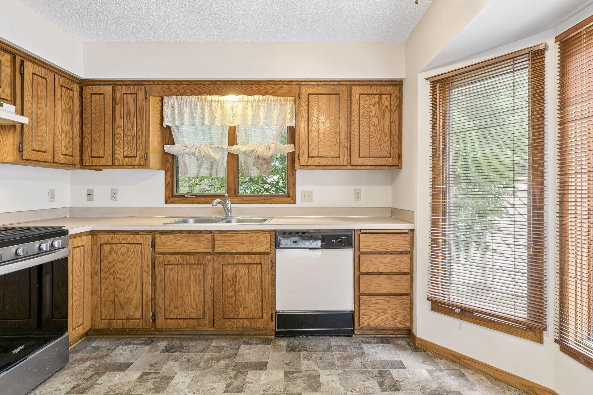 View of Residential at 1432 Willow Creek Lane, Shoreview MN 55126, Shoreview (14 of 44) - Mike Wilen | Minnesota Team Real Estate
