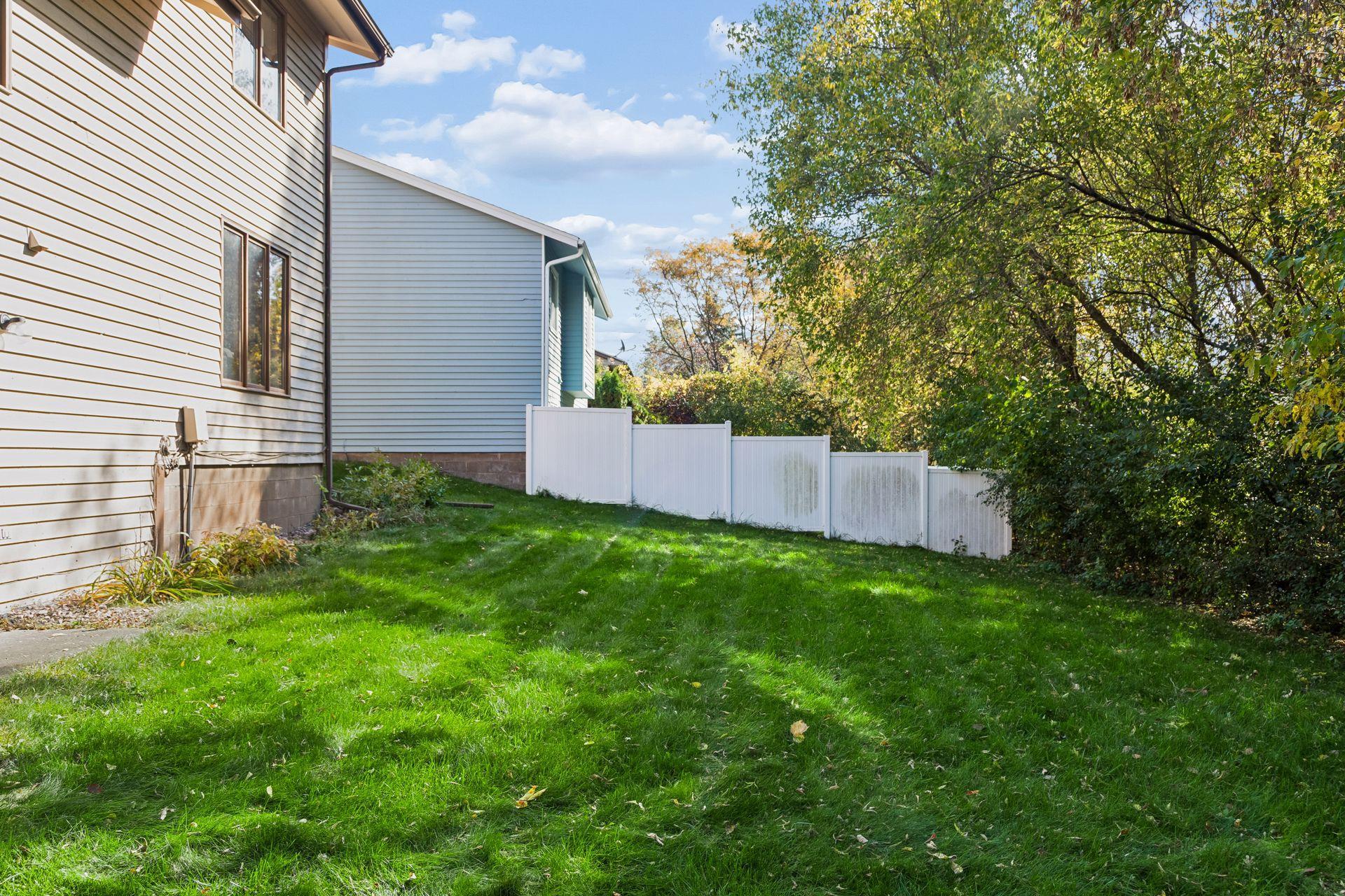 View of Residential at 1432 Willow Creek Lane, Shoreview MN 55126, Shoreview (34 of 40) - Mike Wilen | Minnesota Team Real Estate