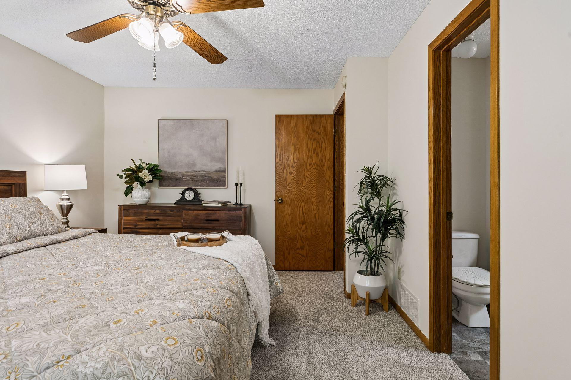 View of Residential at 1432 Willow Creek Lane, Shoreview MN 55126, Shoreview (20 of 40) - Mike Wilen | Minnesota Team Real Estate
