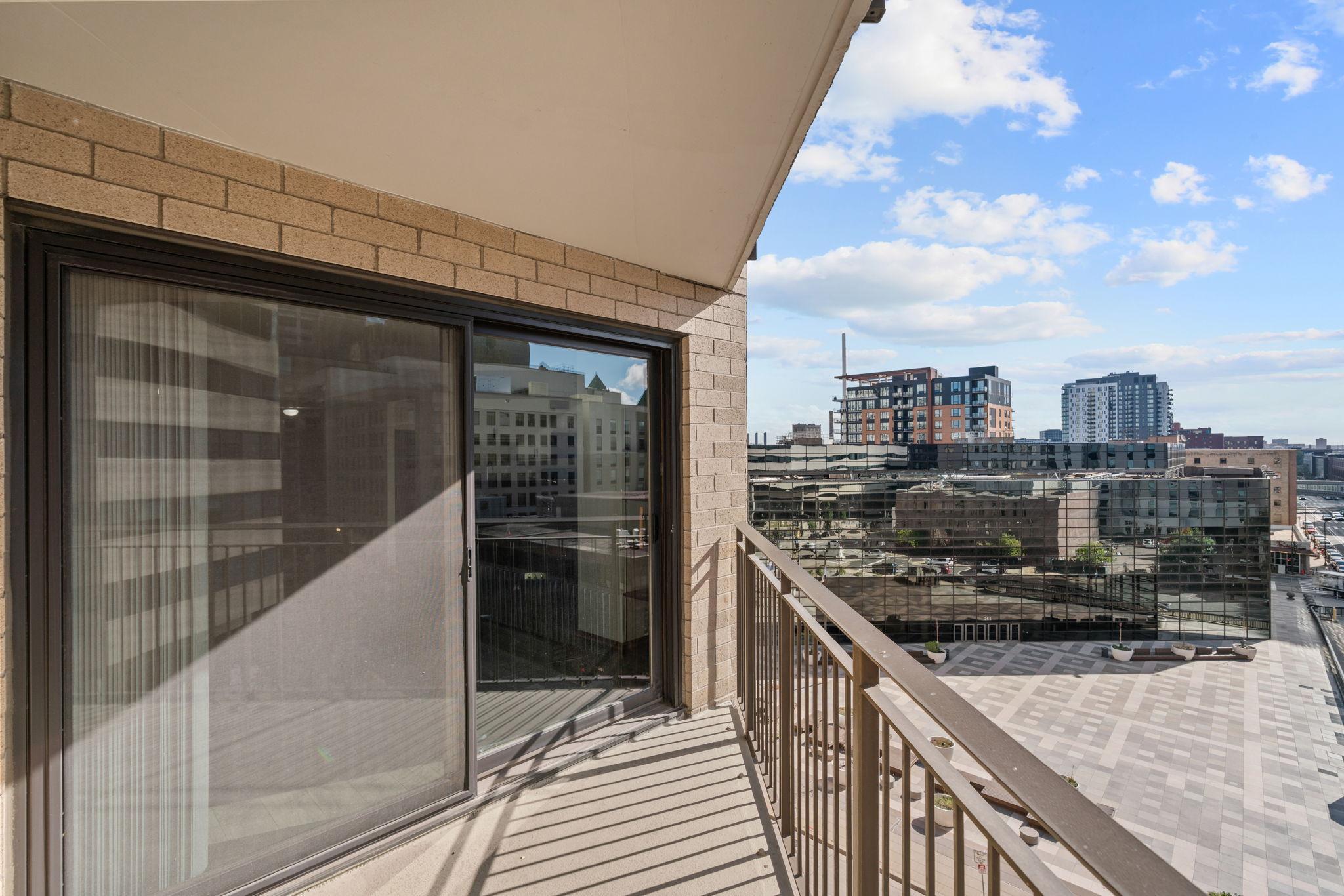 View of Residential at 121 Washington Avenue #702, Minneapolis MN 55401, Minneapolis (50 of 73) - Mike Wilen | Minnesota Team Real Estate