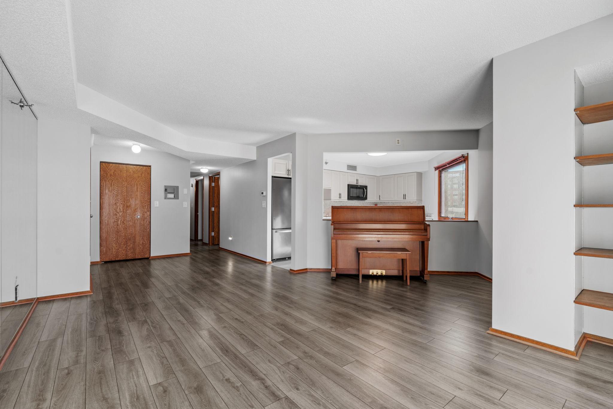 View of Residential at 121 Washington Avenue #702, Minneapolis MN 55401, Minneapolis (18 of 73) - Mike Wilen | Minnesota Team Real Estate