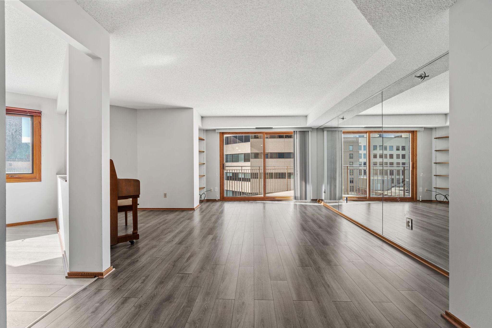 View of Residential at 121 Washington Avenue #702, Minneapolis MN 55401, Minneapolis (14 of 73) - Mike Wilen | Minnesota Team Real Estate