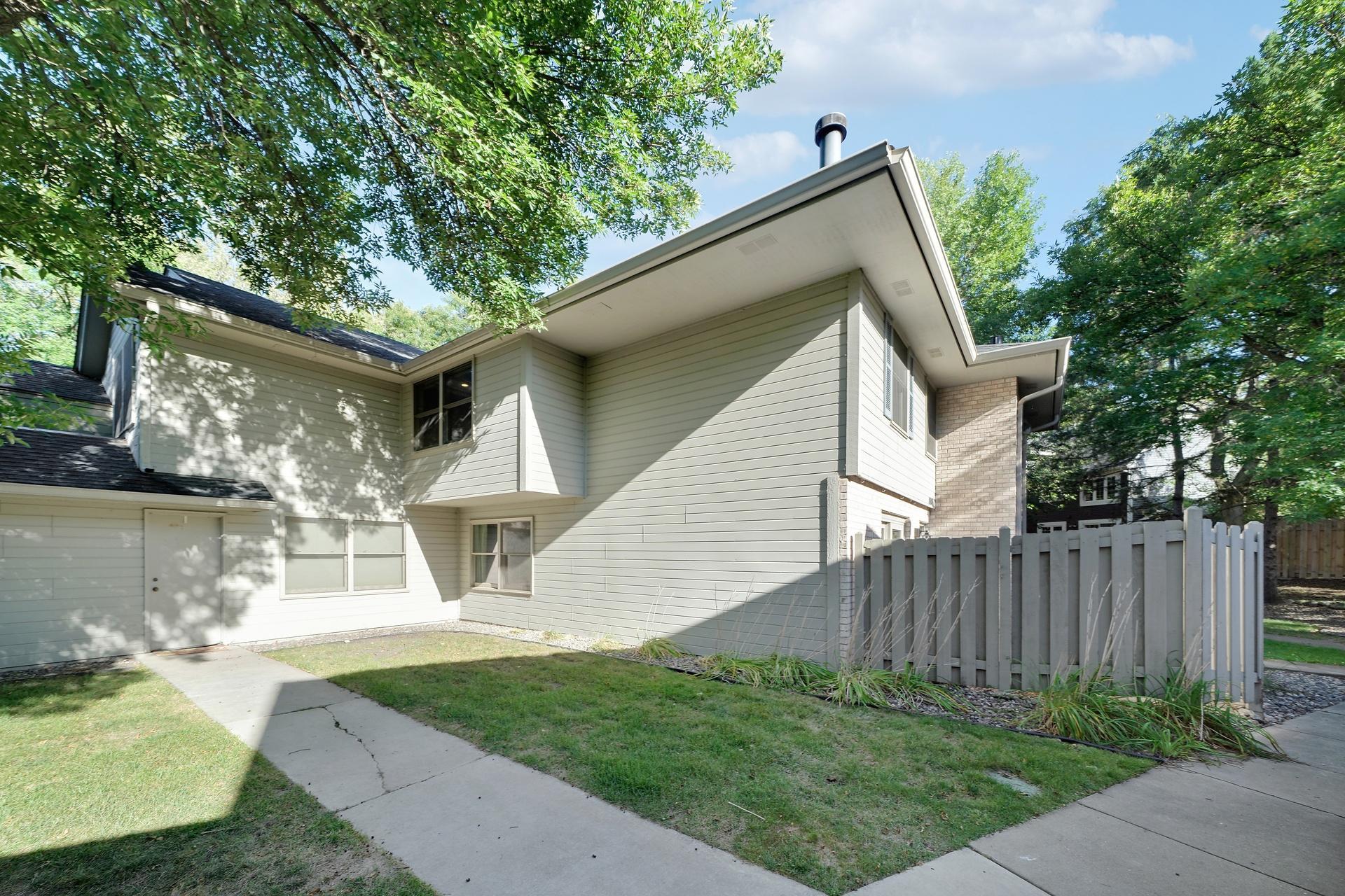 View of Residential at 18657 Clear View Court, Minnetonka MN 55345, Minnetonka (28 of 32) - Mike Wilen | Minnesota Team Real Estate