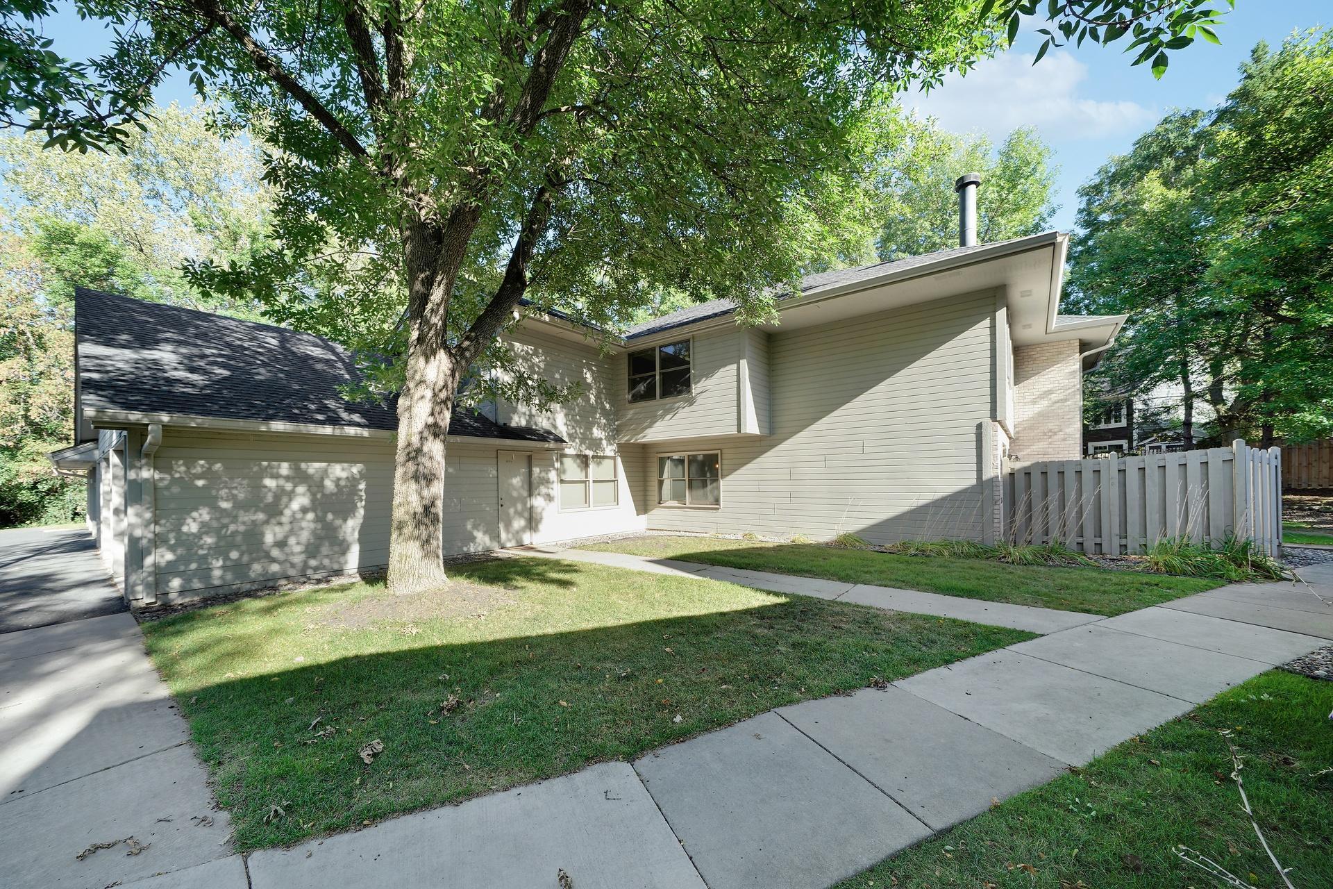 View of Residential at 18657 Clear View Court, Minnetonka MN 55345, Minnetonka (26 of 32) - Mike Wilen | Minnesota Team Real Estate