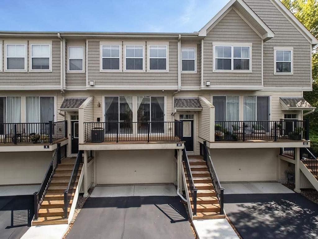 View of (TH) Side x Side at 4735 Victor Path, Hugo - Mike Wilen | Minnesota Team Real Estate