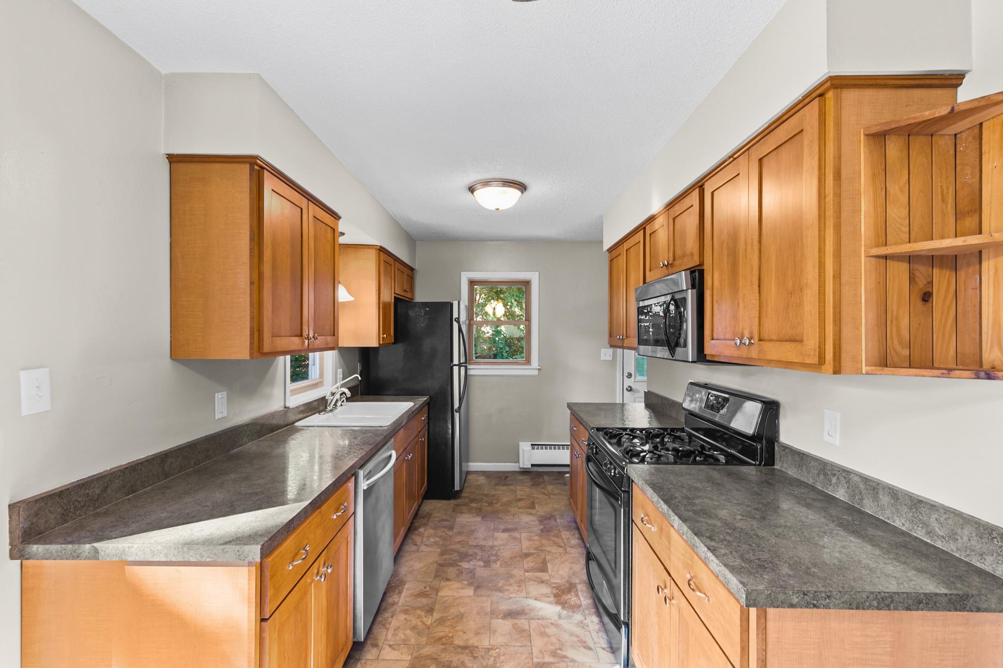 View of Residential at 610 Grange Avenue, Oakdale MN 55128, Oakdale (12 of 32) - Mike Wilen | Minnesota Team Real Estate