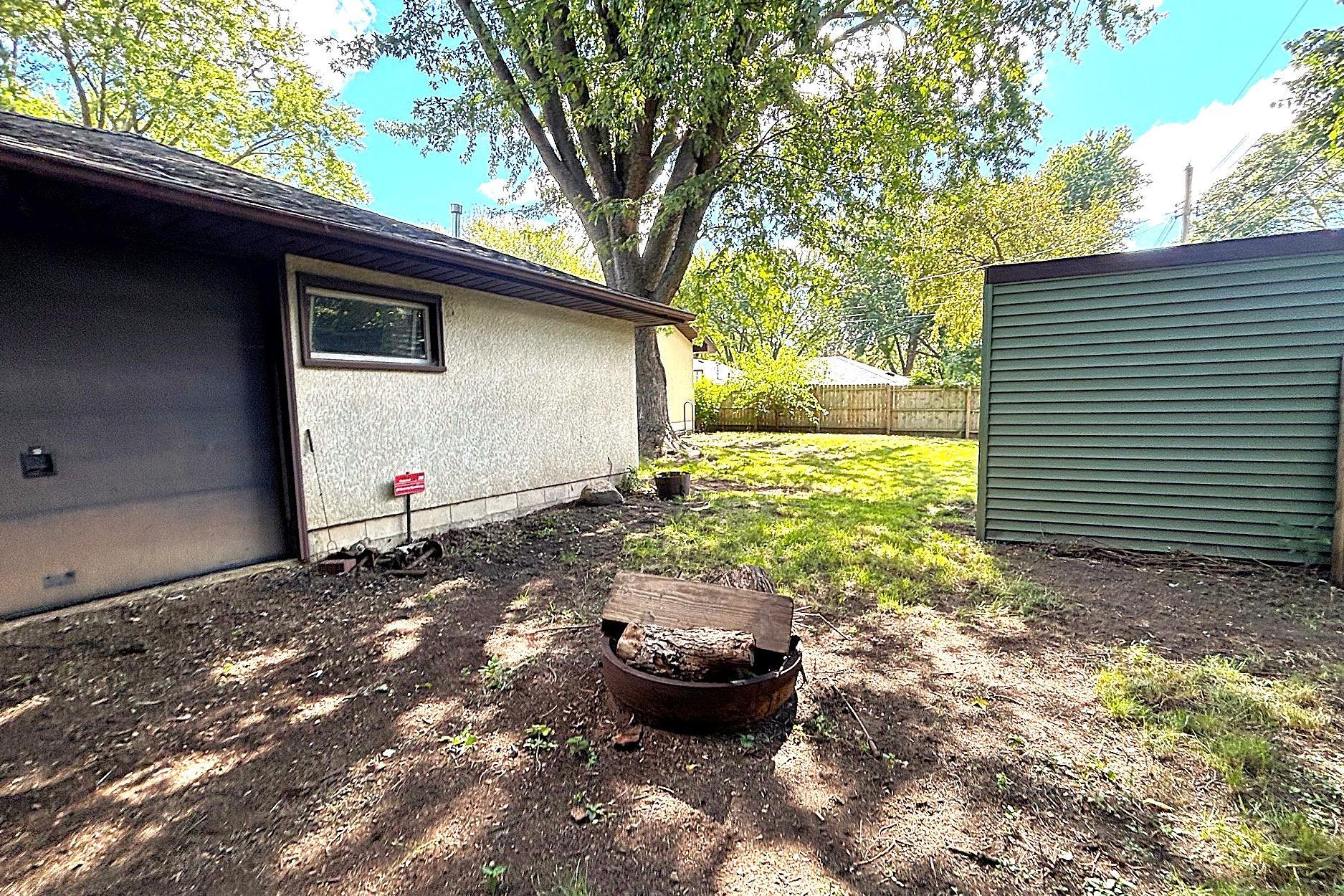 View of Residential at 610 Grange Avenue, Oakdale MN 55128, Oakdale (31 of 32) - Mike Wilen | Minnesota Team Real Estate