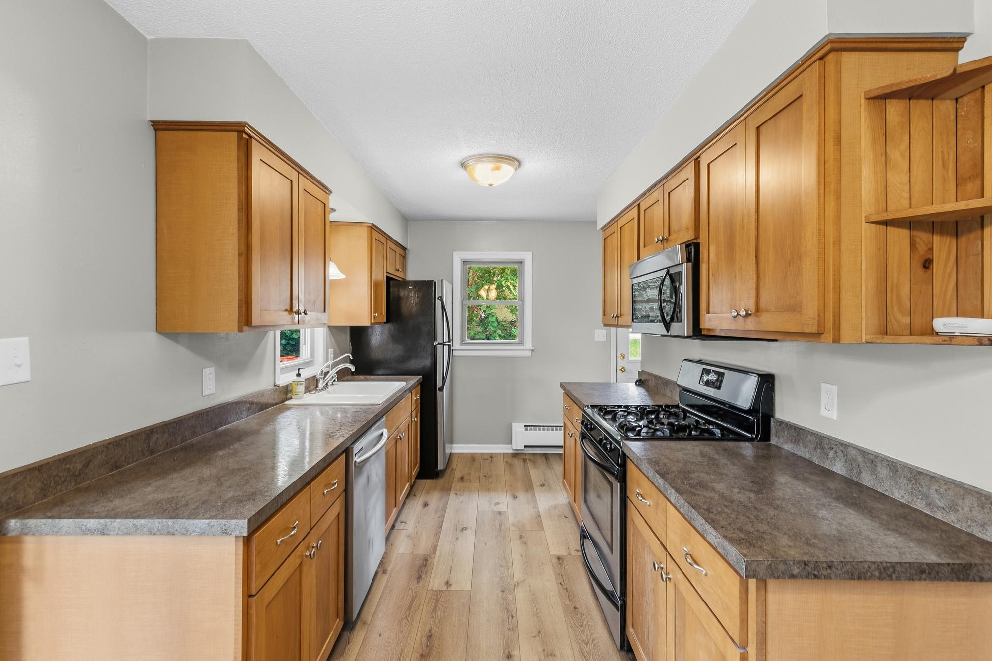 View of Residential at 610 Grange Avenue, Oakdale MN 55128, Oakdale (11 of 32) - Mike Wilen | Minnesota Team Real Estate