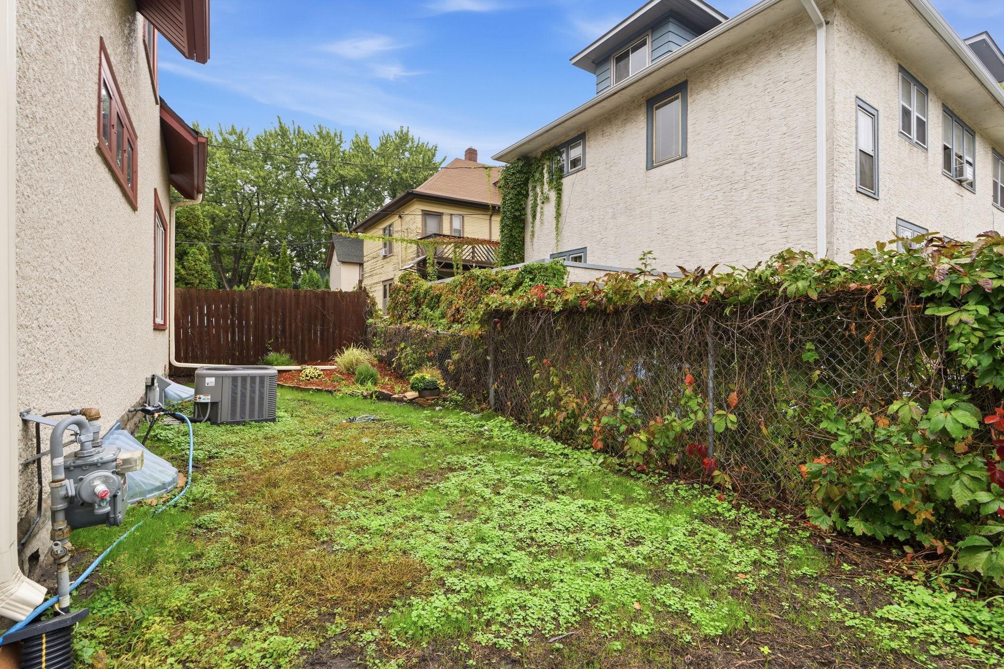 View of Residential at 1315 19th Avenue, Minneapolis MN 55418, Minneapolis (27 of 33) - Mike Wilen | Minnesota Team Real Estate