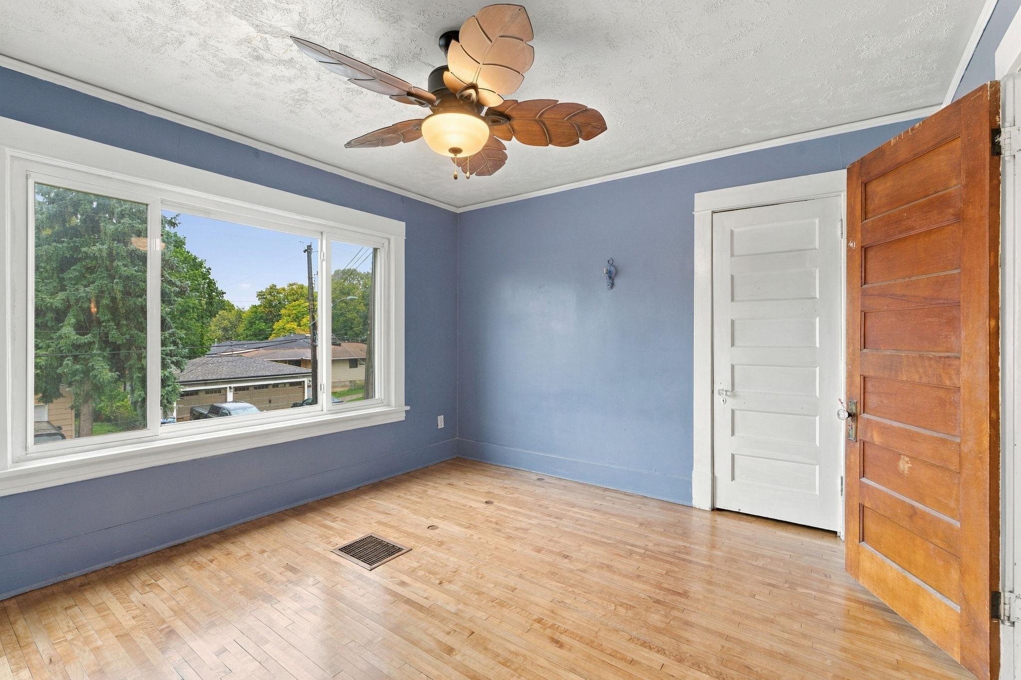 View of Residential at 1315 19th Avenue, Minneapolis MN 55418, Minneapolis (15 of 33) - Mike Wilen | Minnesota Team Real Estate