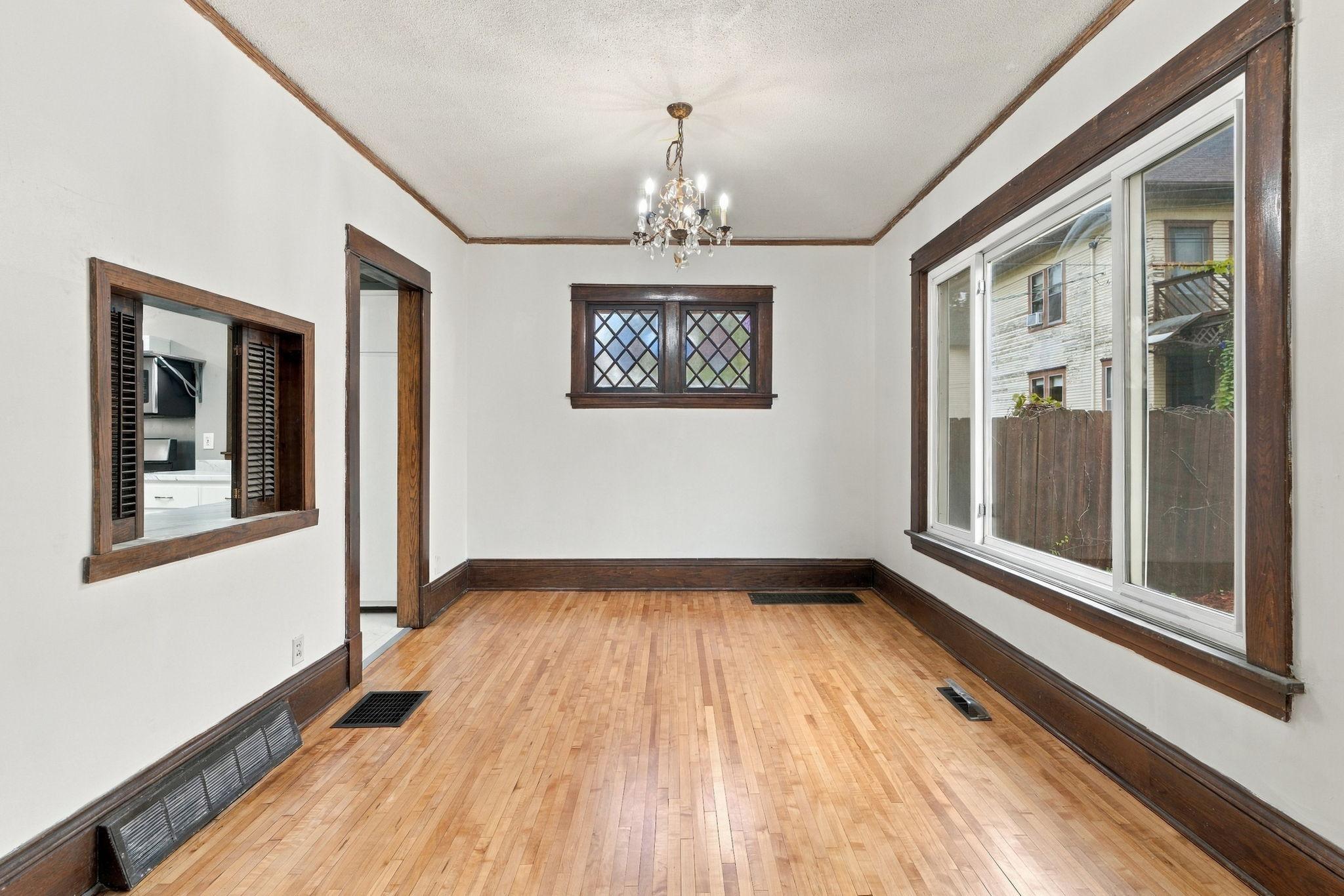 View of Residential at 1315 19th Avenue, Minneapolis MN 55418, Minneapolis (8 of 33) - Mike Wilen | Minnesota Team Real Estate