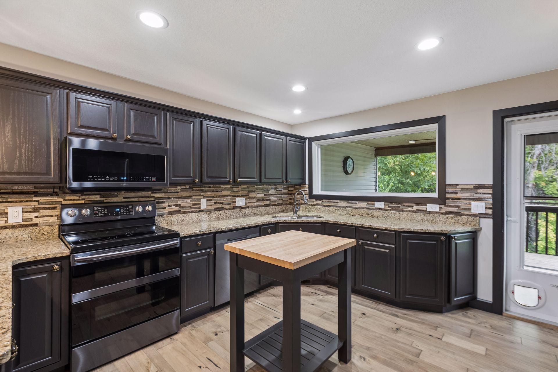 View of Residential at 980 Carriage Lane, Chaska MN 55318, Chaska (16 of 52) - Mike Wilen | Minnesota Team Real Estate