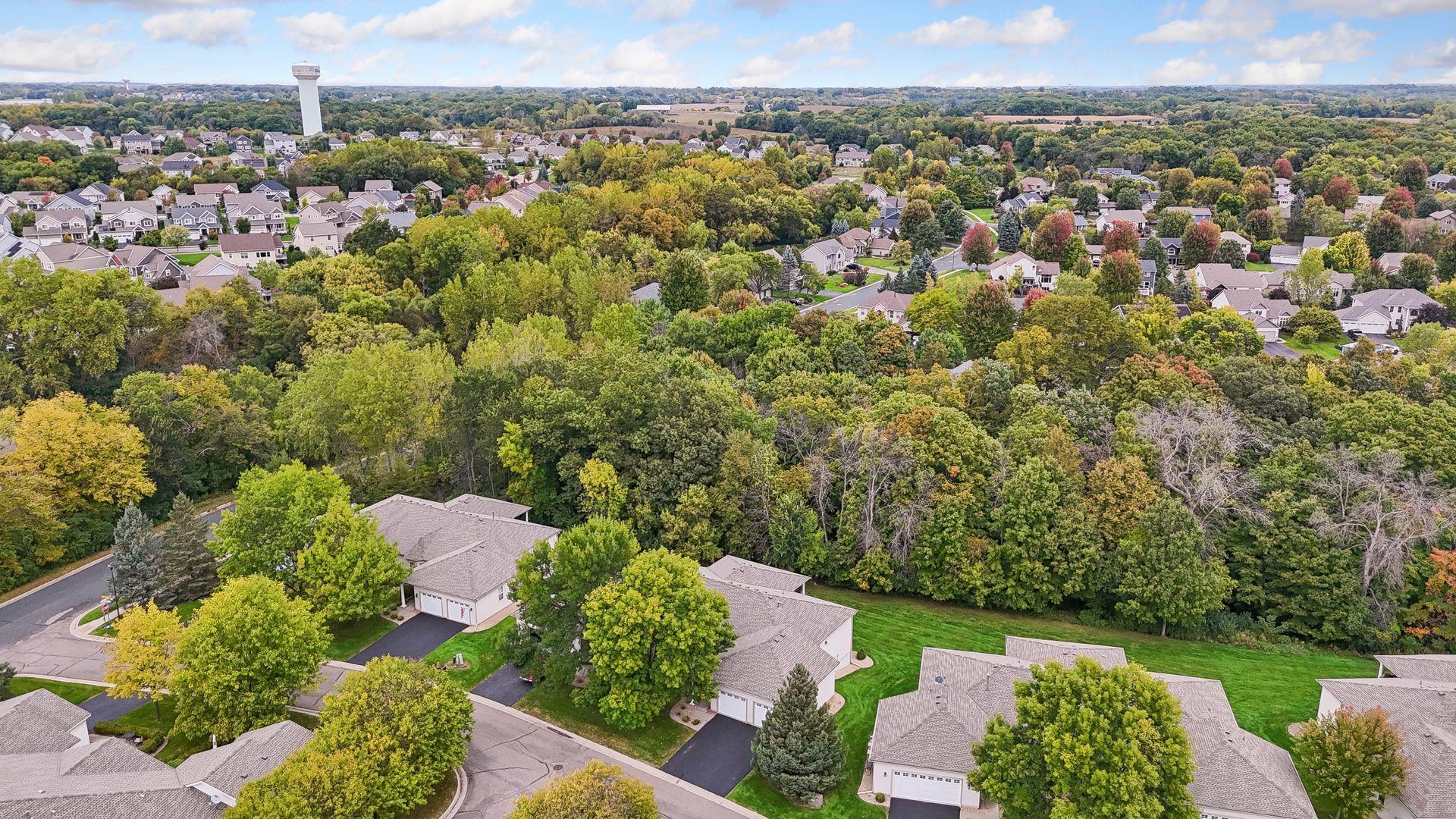 View of Residential at 980 Carriage Lane, Chaska MN 55318, Chaska (4 of 52) - Mike Wilen | Minnesota Team Real Estate