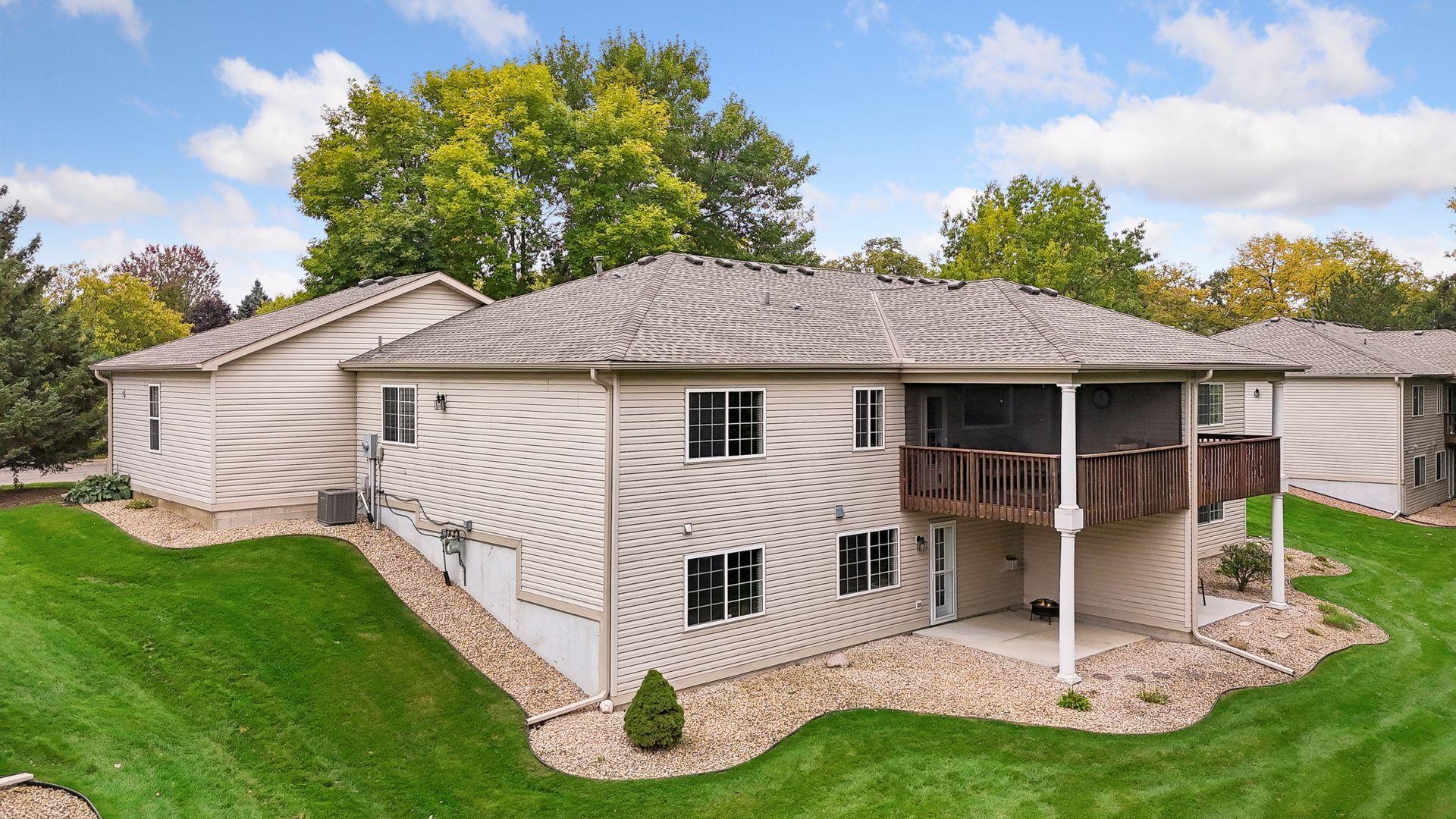 View of Residential at 980 Carriage Lane, Chaska MN 55318, Chaska (2 of 52) - Mike Wilen | Minnesota Team Real Estate