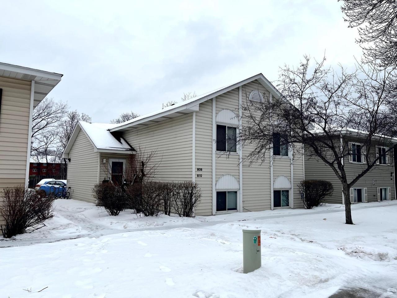 View of Residential Income at 808 9th Avenue, Minneapolis MN 55414, Minneapolis (15 of 19) - Mike Wilen | Minnesota Team Real Estate