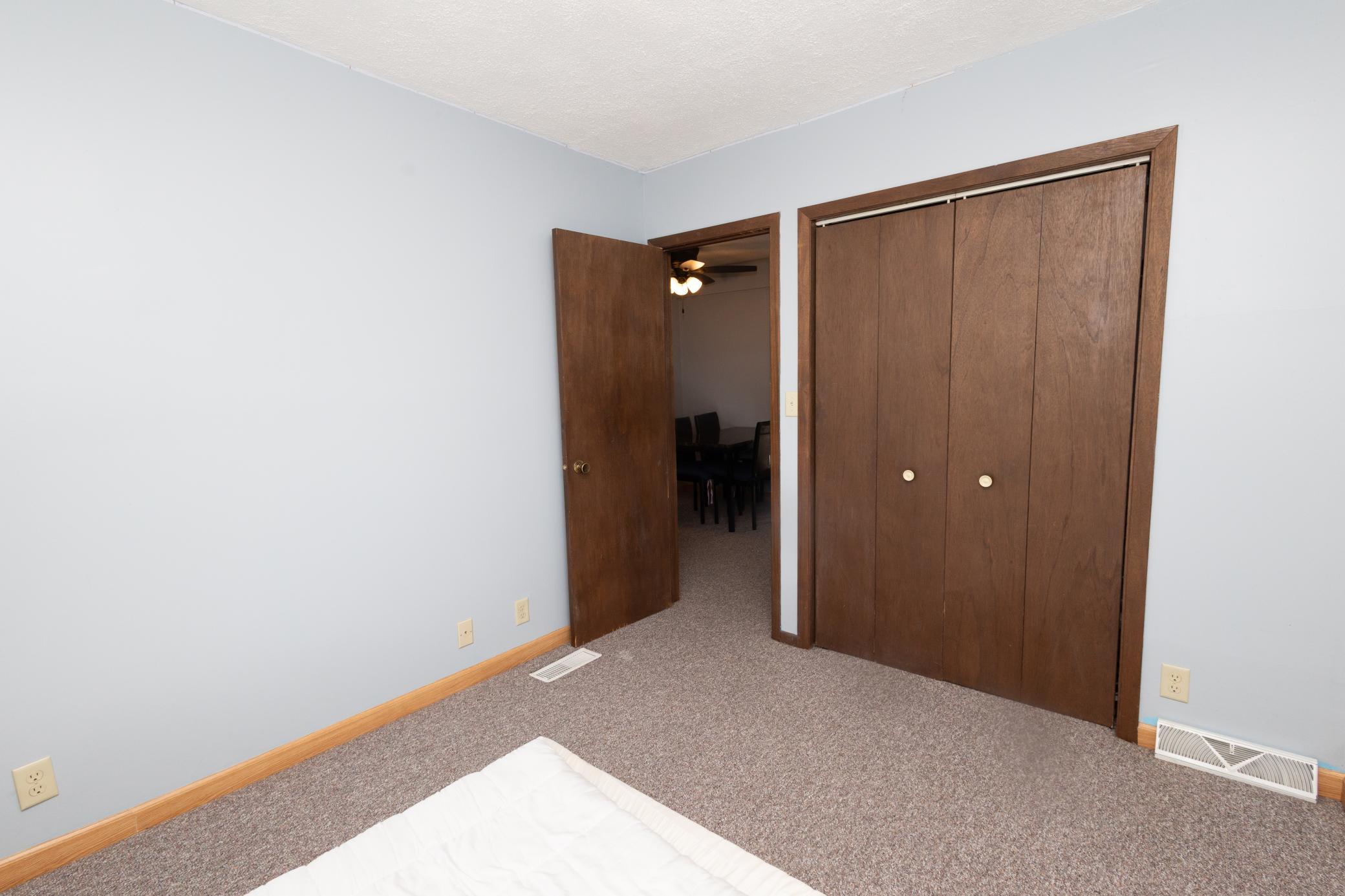 View of Residential at 2047 Nokomis Avenue, Saint Paul MN 55119, Saint Paul (19 of 29) - Mike Wilen | Minnesota Team Real Estate