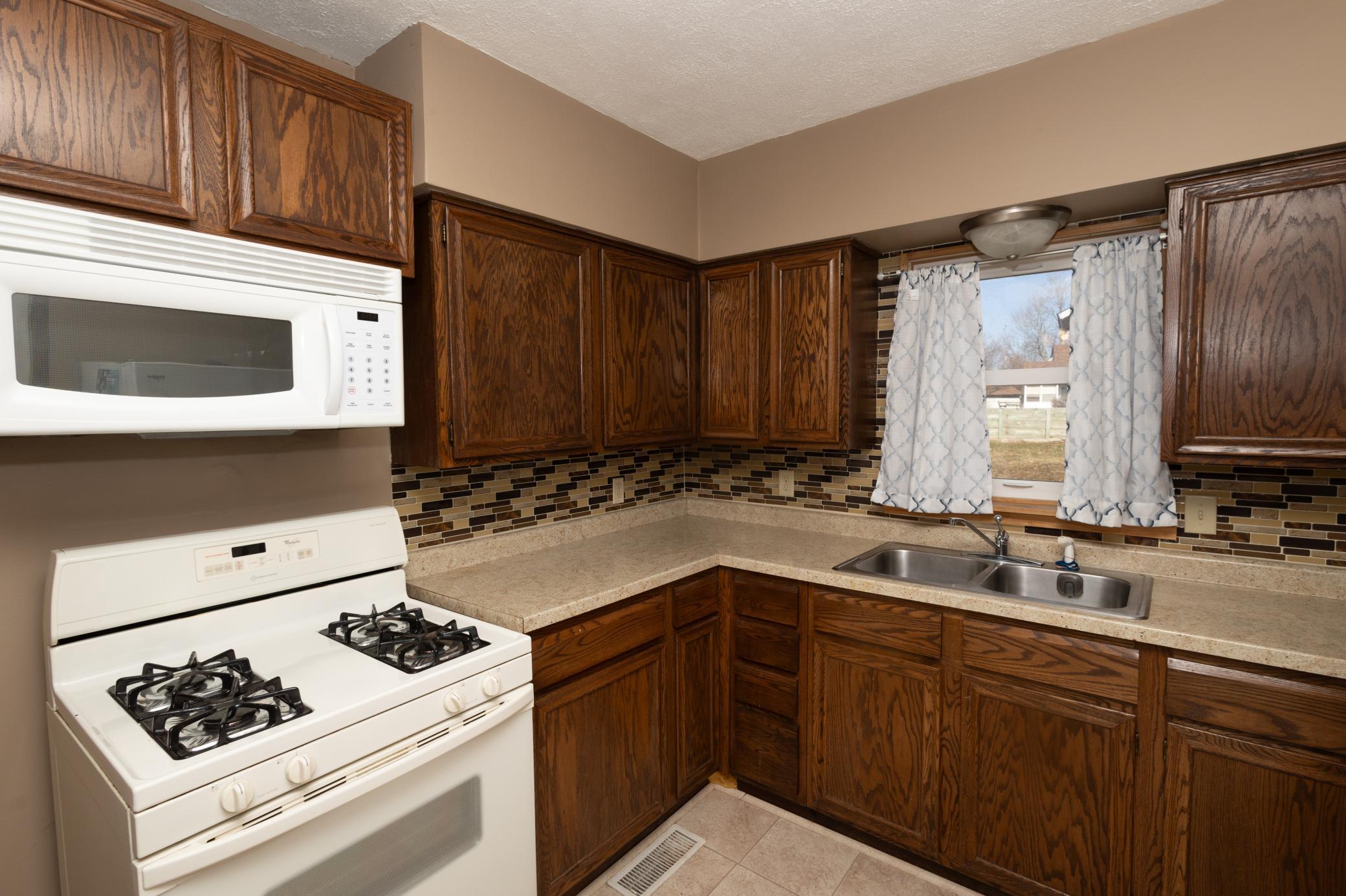 View of Residential at 2047 Nokomis Avenue, Saint Paul MN 55119, Saint Paul (28 of 29) - Mike Wilen | Minnesota Team Real Estate
