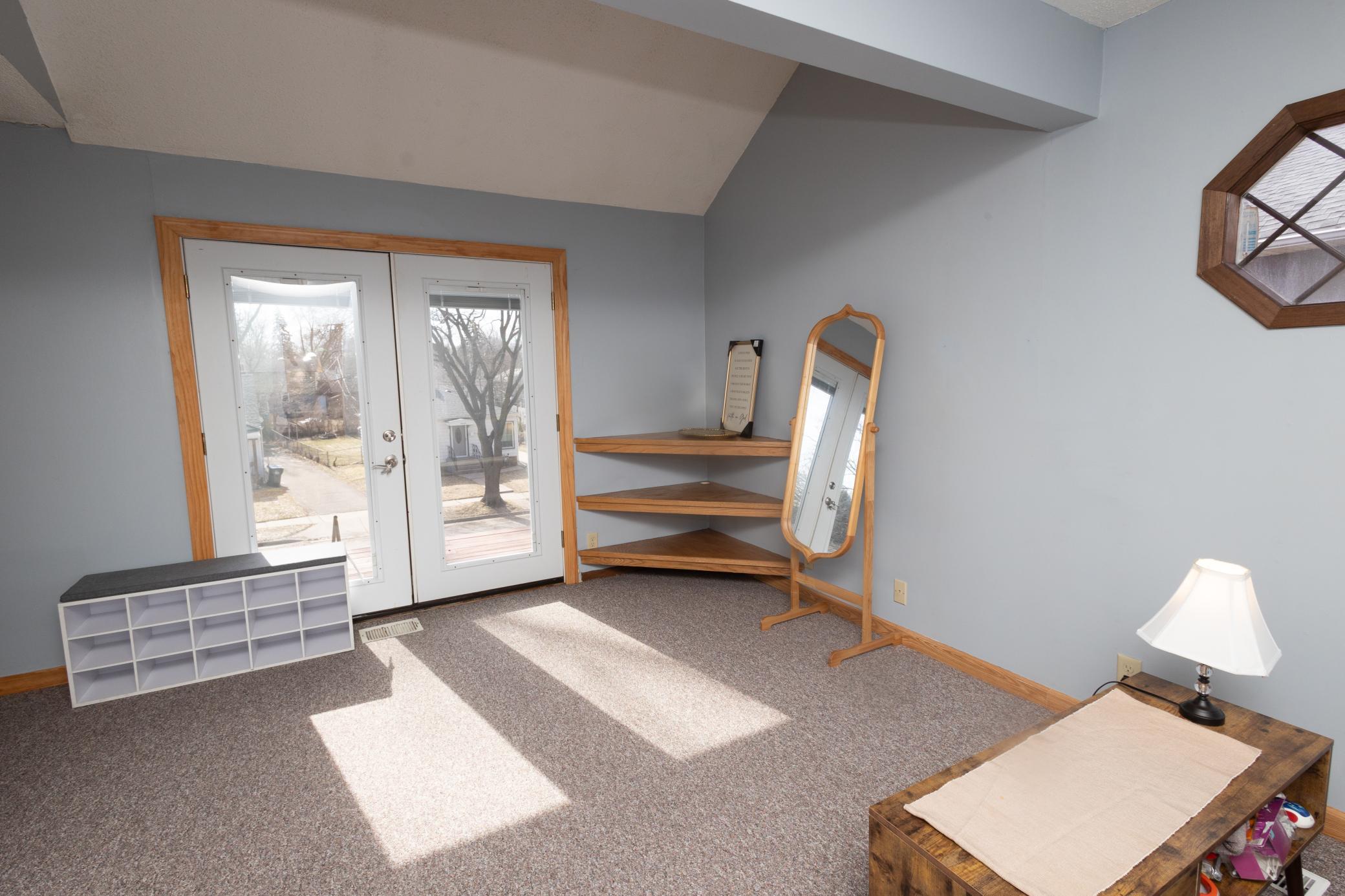 View of Residential at 2047 Nokomis Avenue, Saint Paul MN 55119, Saint Paul (25 of 29) - Mike Wilen | Minnesota Team Real Estate