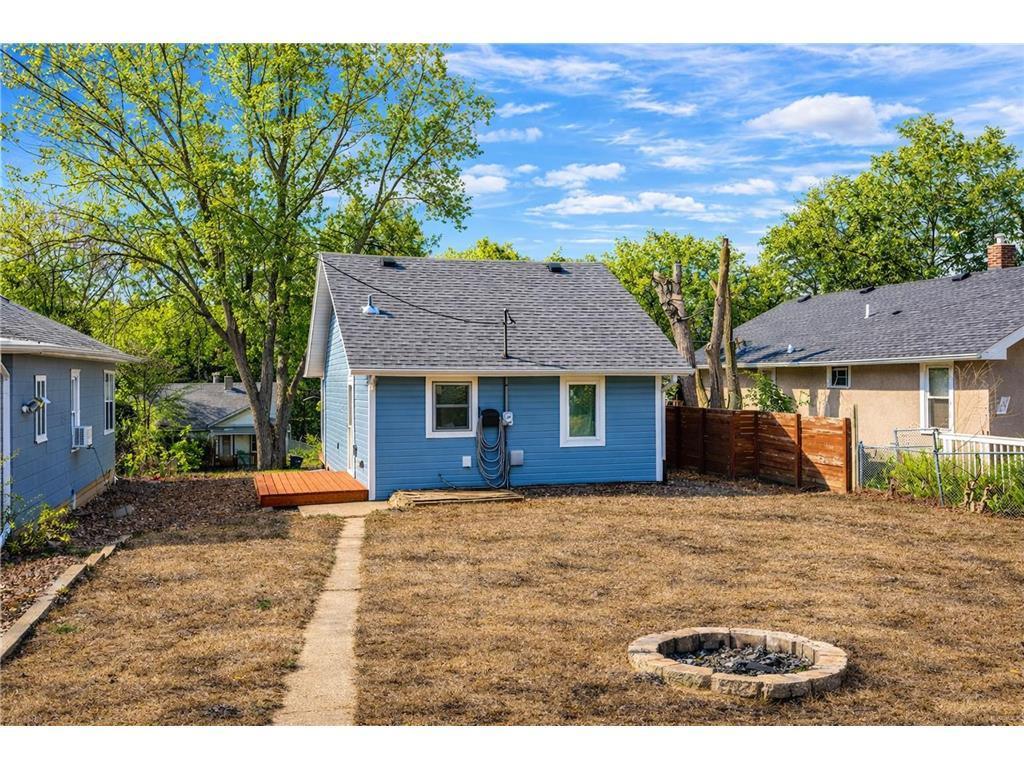 View of Residential at 2047 Nokomis Avenue, Saint Paul MN 55119, Saint Paul (2 of 29) - Mike Wilen | Minnesota Team Real Estate