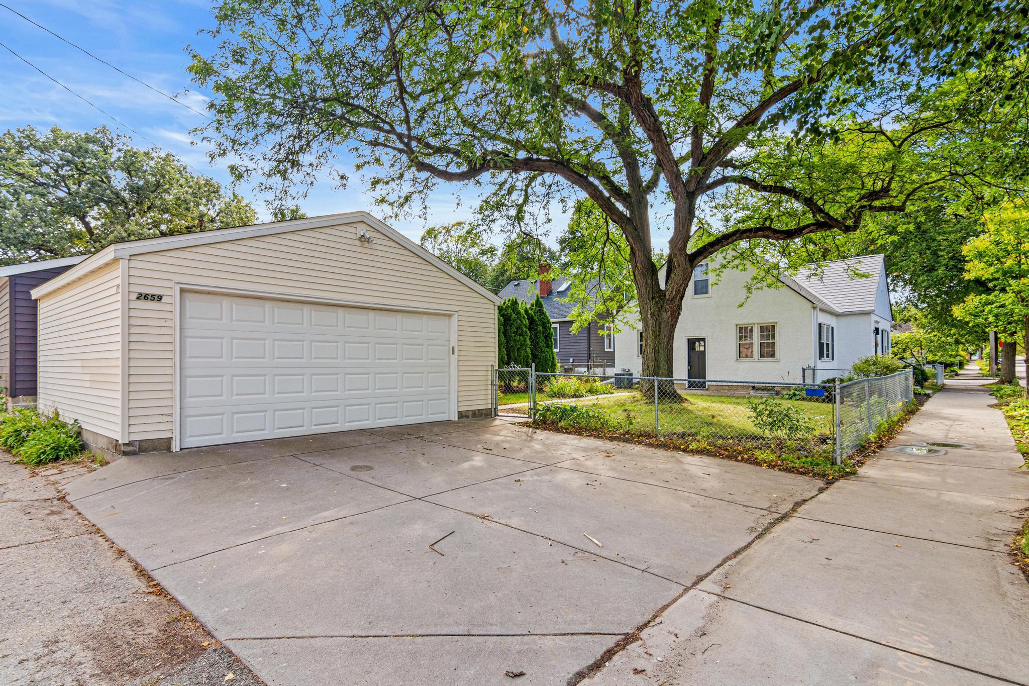 View of Residential at 2659 Mckinley Street, Minneapolis MN 55418, Minneapolis (28 of 29) - Mike Wilen | Minnesota Team Real Estate