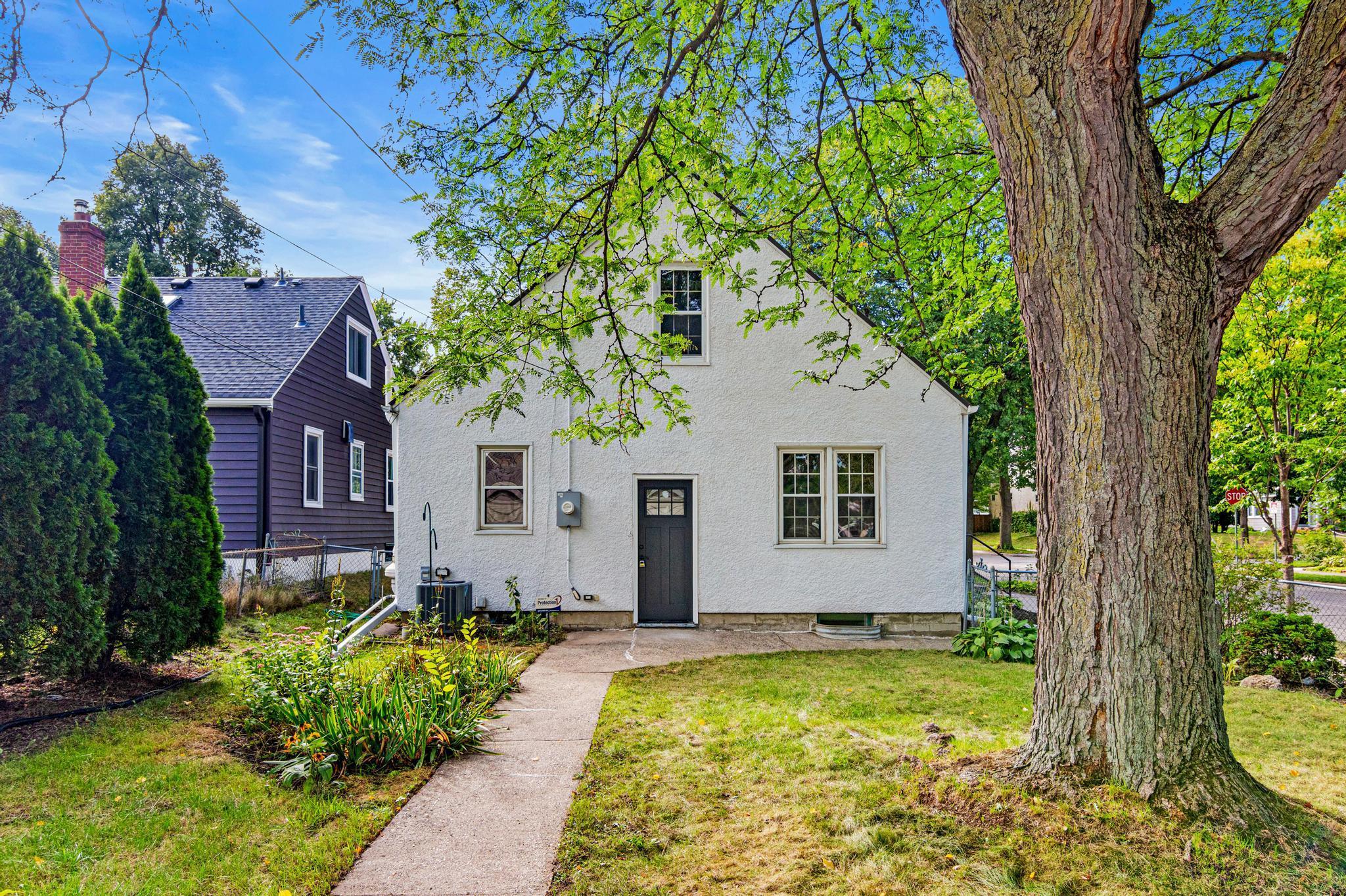 View of Residential at 2659 Mckinley Street, Minneapolis MN 55418, Minneapolis (26 of 29) - Mike Wilen | Minnesota Team Real Estate