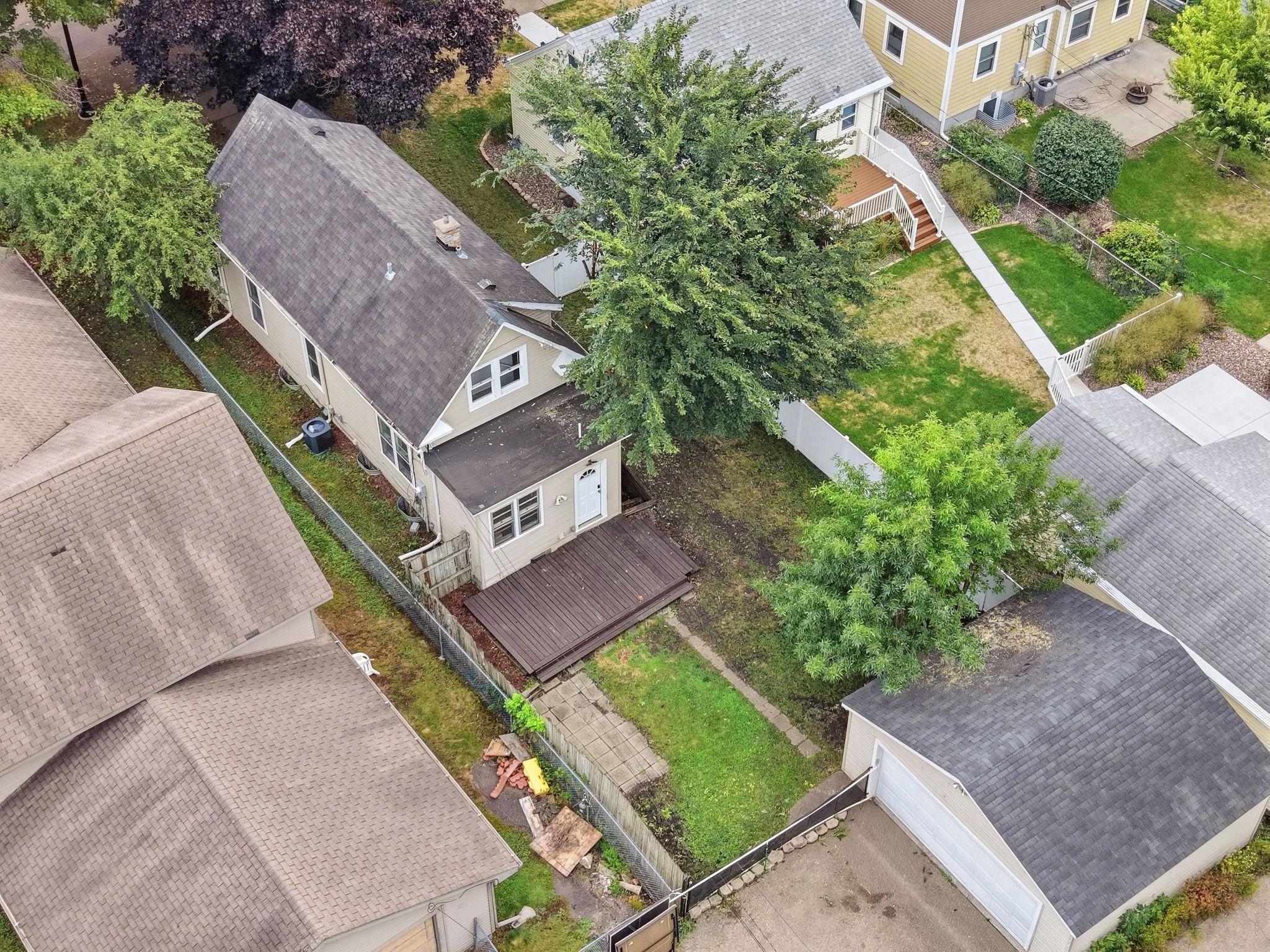 View of Residential at 919 26th Avenue, Minneapolis MN 55414, Minneapolis (70 of 86) - Mike Wilen | Minnesota Team Real Estate