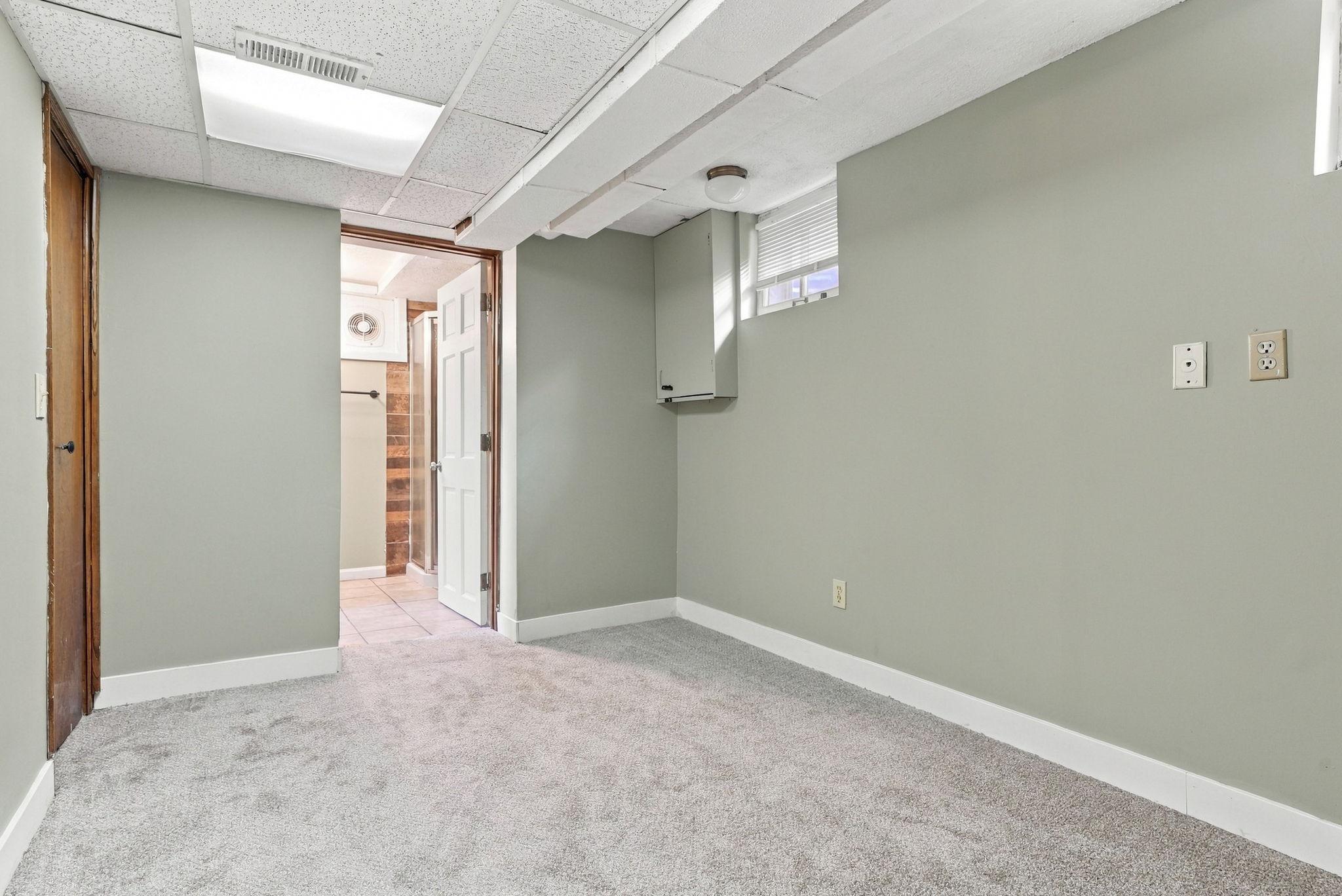 View of Residential at 919 26th Avenue, Minneapolis MN 55414, Minneapolis (36 of 86) - Mike Wilen | Minnesota Team Real Estate