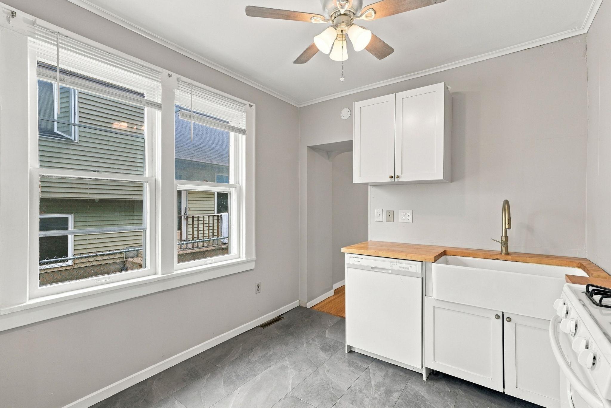 View of Residential at 919 26th Avenue, Minneapolis MN 55414, Minneapolis (31 of 86) - Mike Wilen | Minnesota Team Real Estate