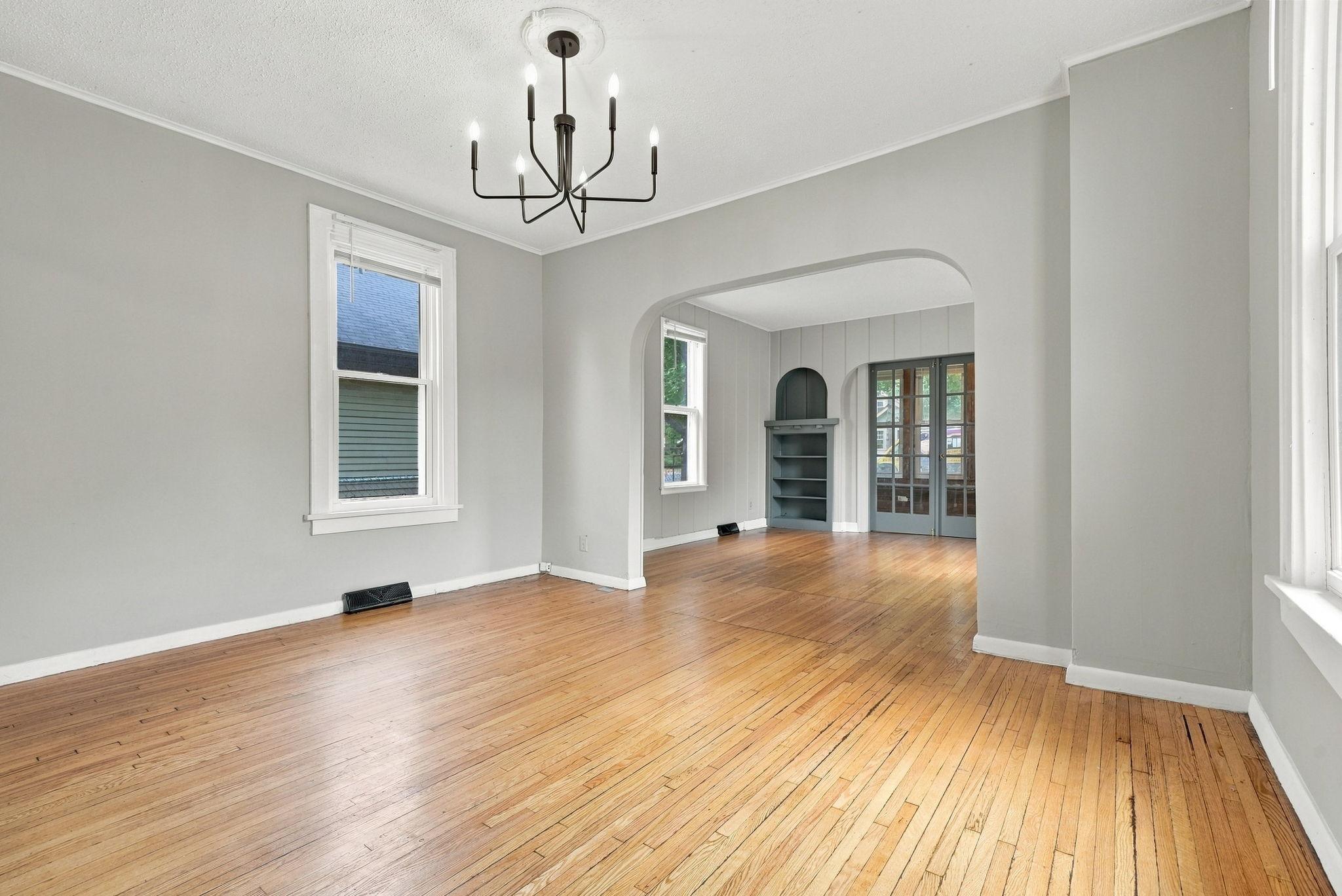 View of Residential at 919 26th Avenue, Minneapolis MN 55414, Minneapolis (24 of 86) - Mike Wilen | Minnesota Team Real Estate