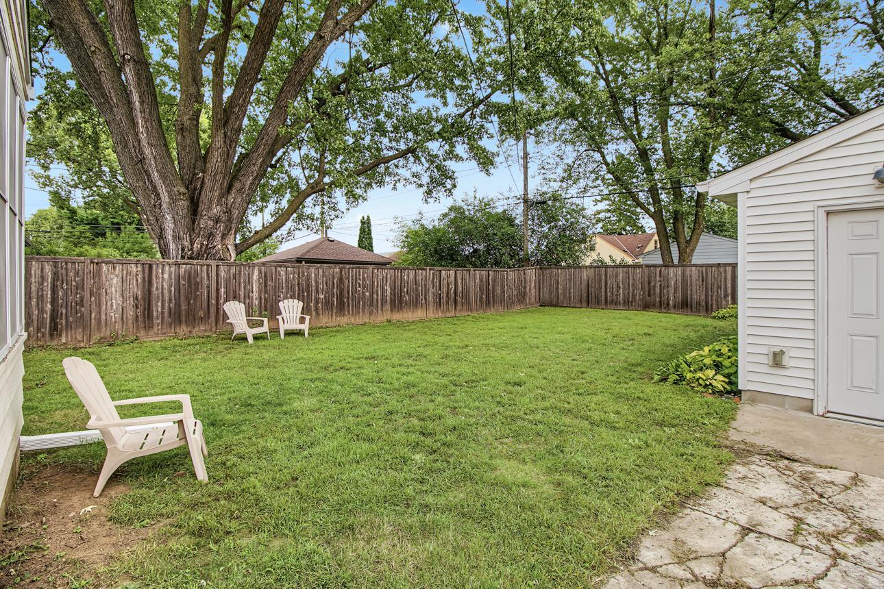 View of Residential at 1796 Holton Street, Falcon Heights MN 55113, Falcon Heights (37 of 39) - Mike Wilen | Minnesota Team Real Estate
