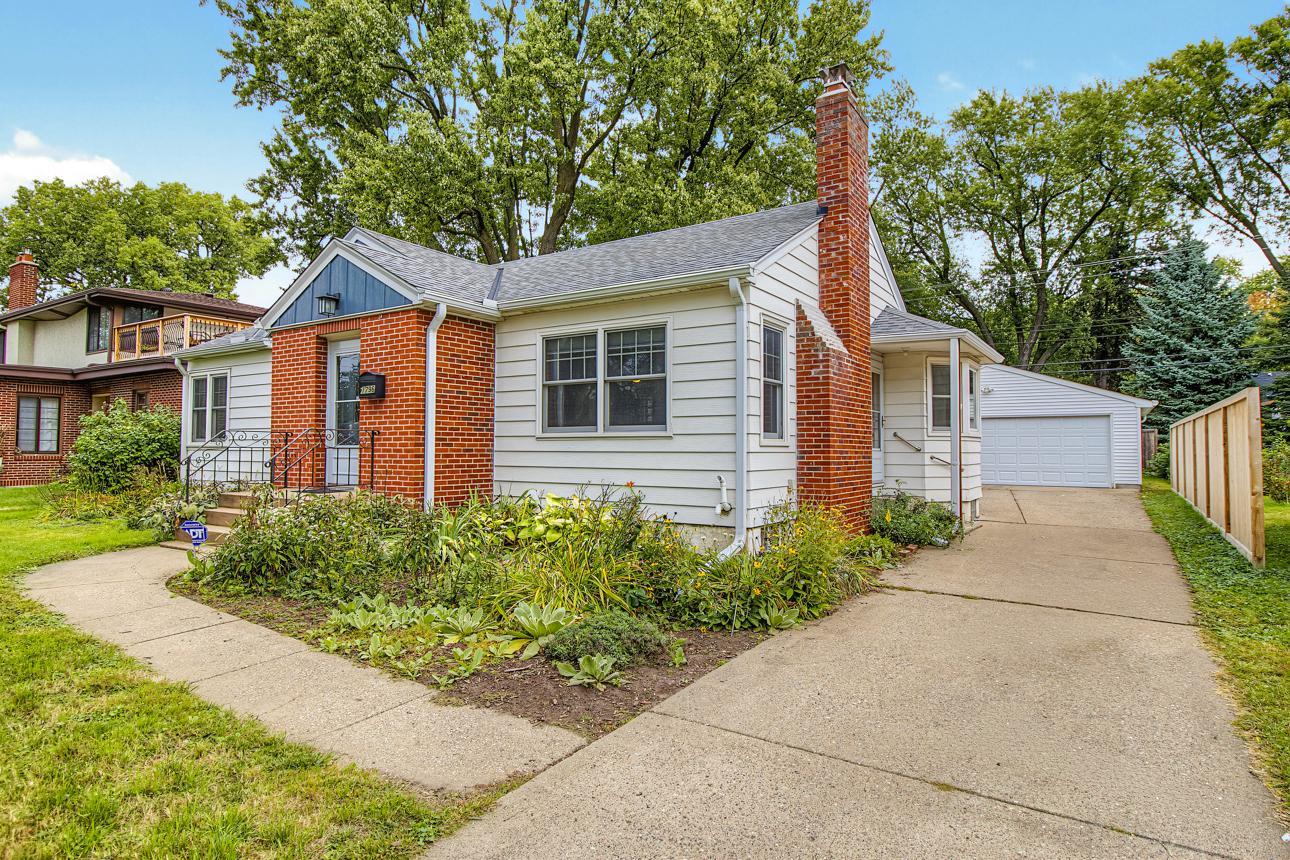 View of Single Family at 1796 Holton Street, Falcon Heights - Mike Wilen | Minnesota Team Real Estate