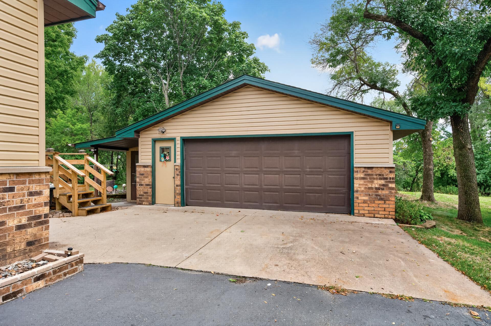 View of Residential at 802 Charlotte Drive, Anoka MN 55303, Anoka (32 of 48) - Mike Wilen | Minnesota Team Real Estate